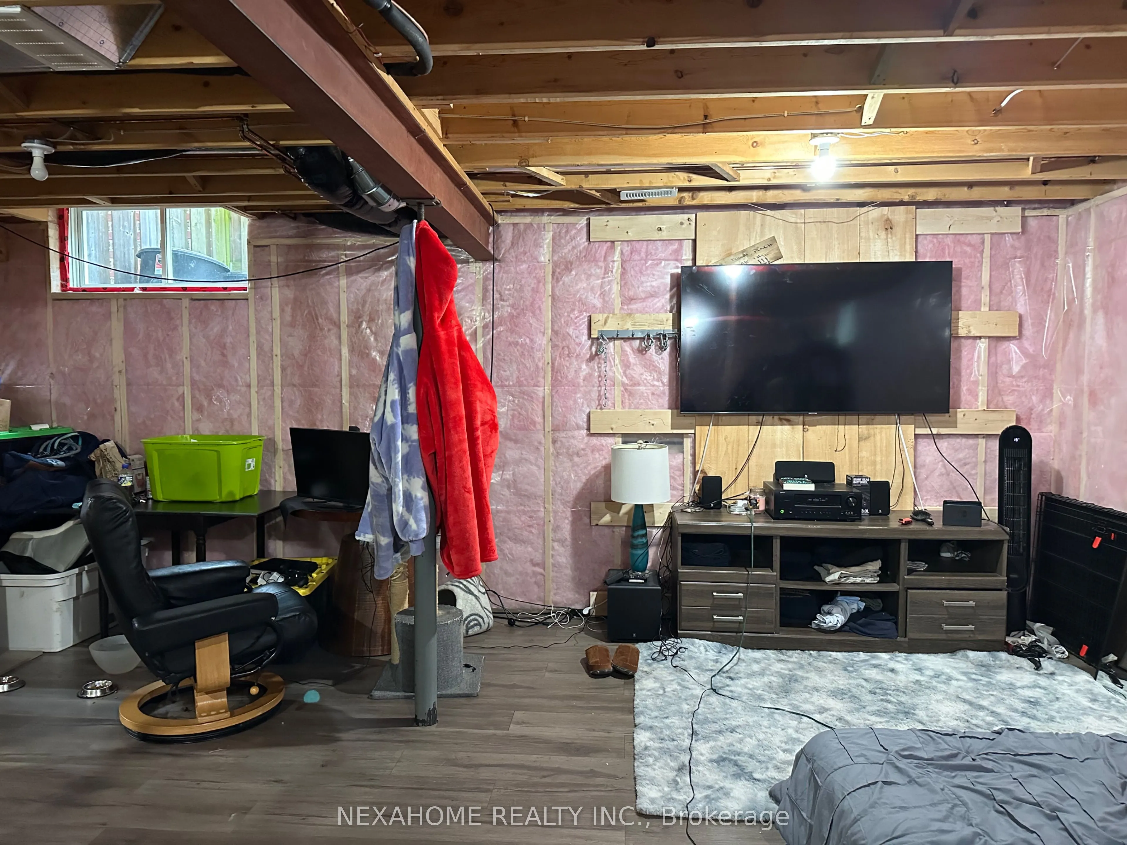 579 FIREFLY Drive