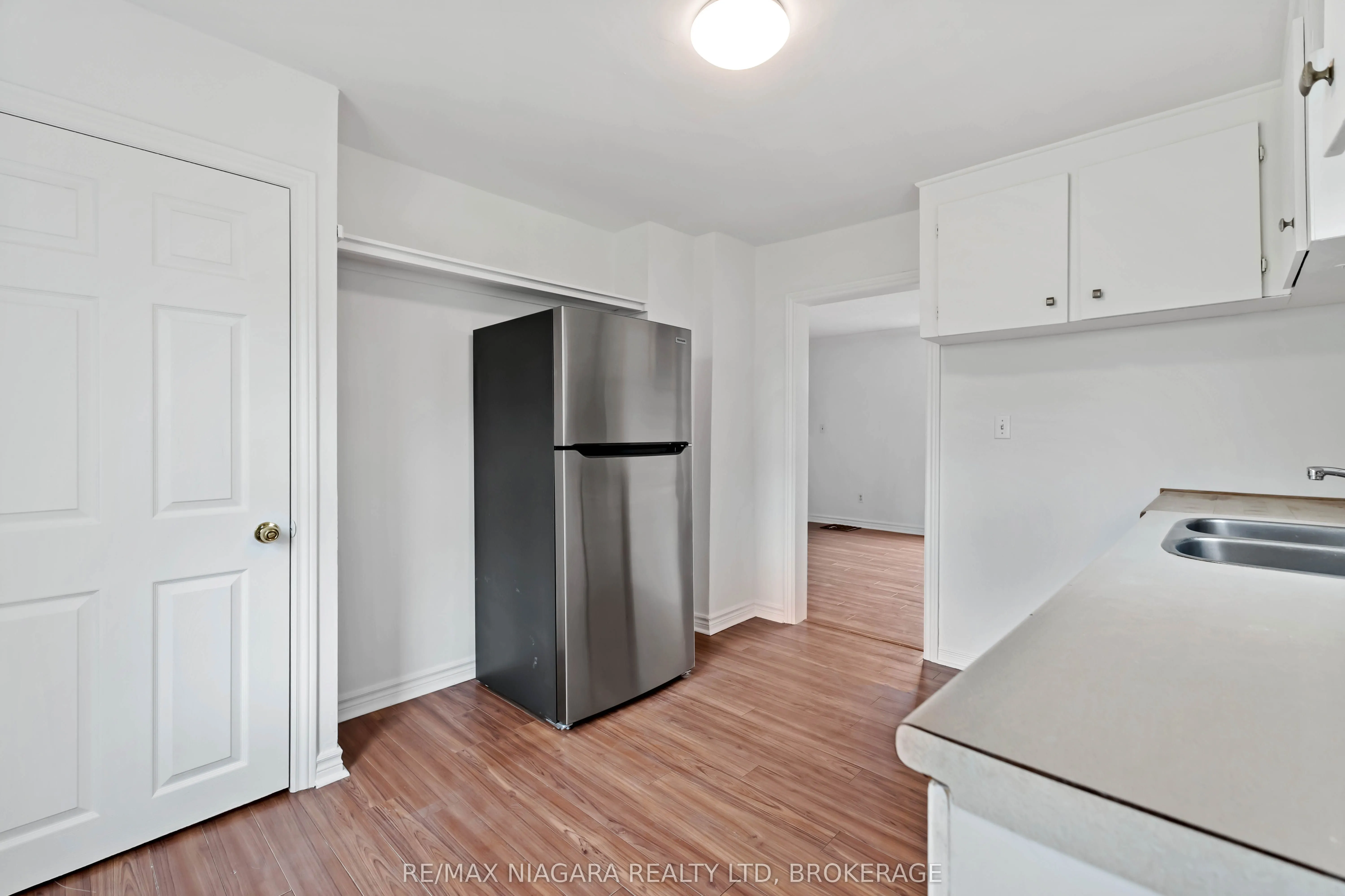 21 Maywood Avenue