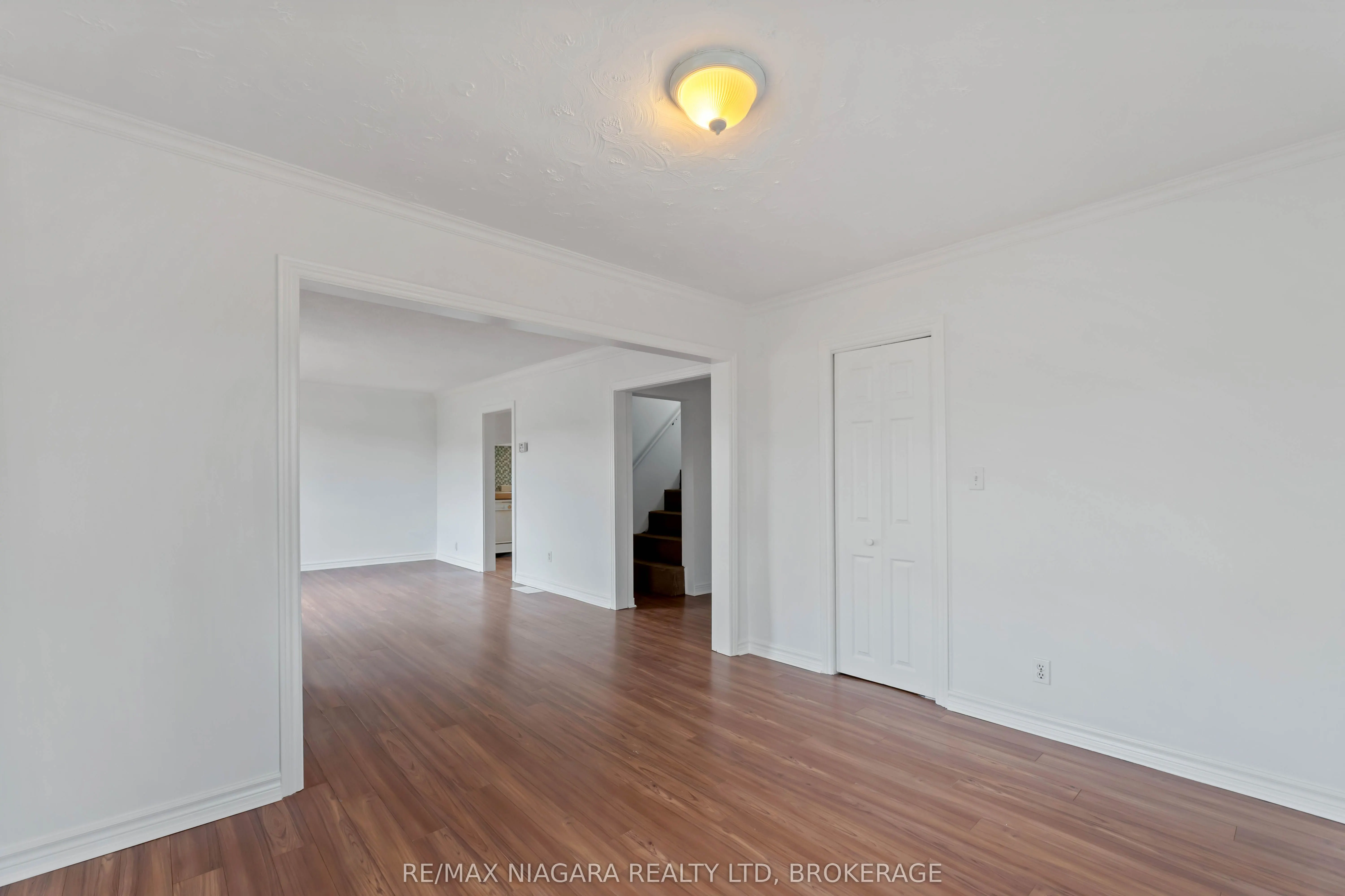 21 Maywood Avenue