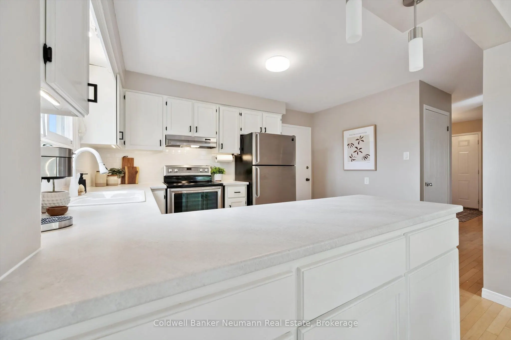 46 Dunhill Crescent