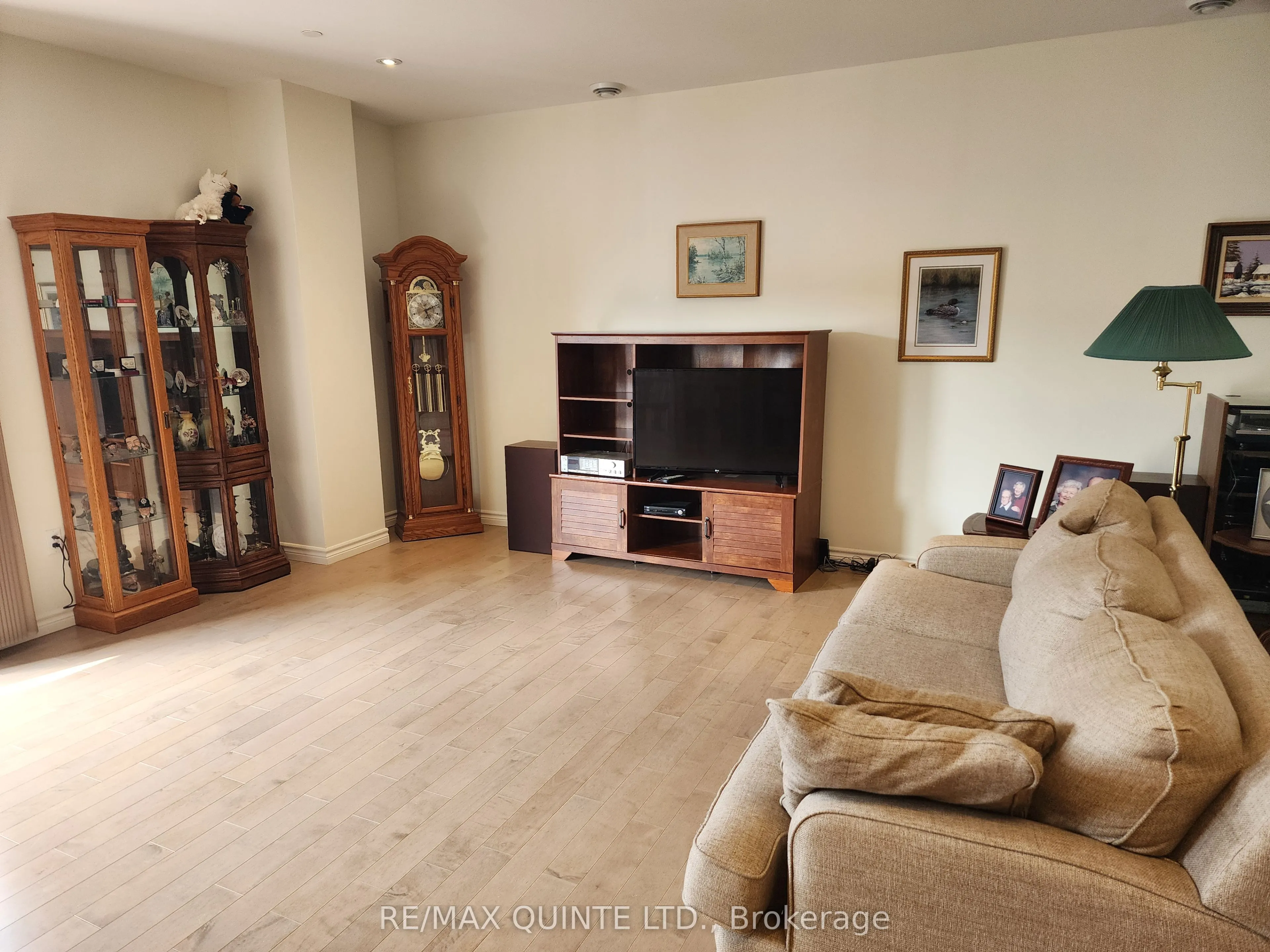199 Front Street, #304