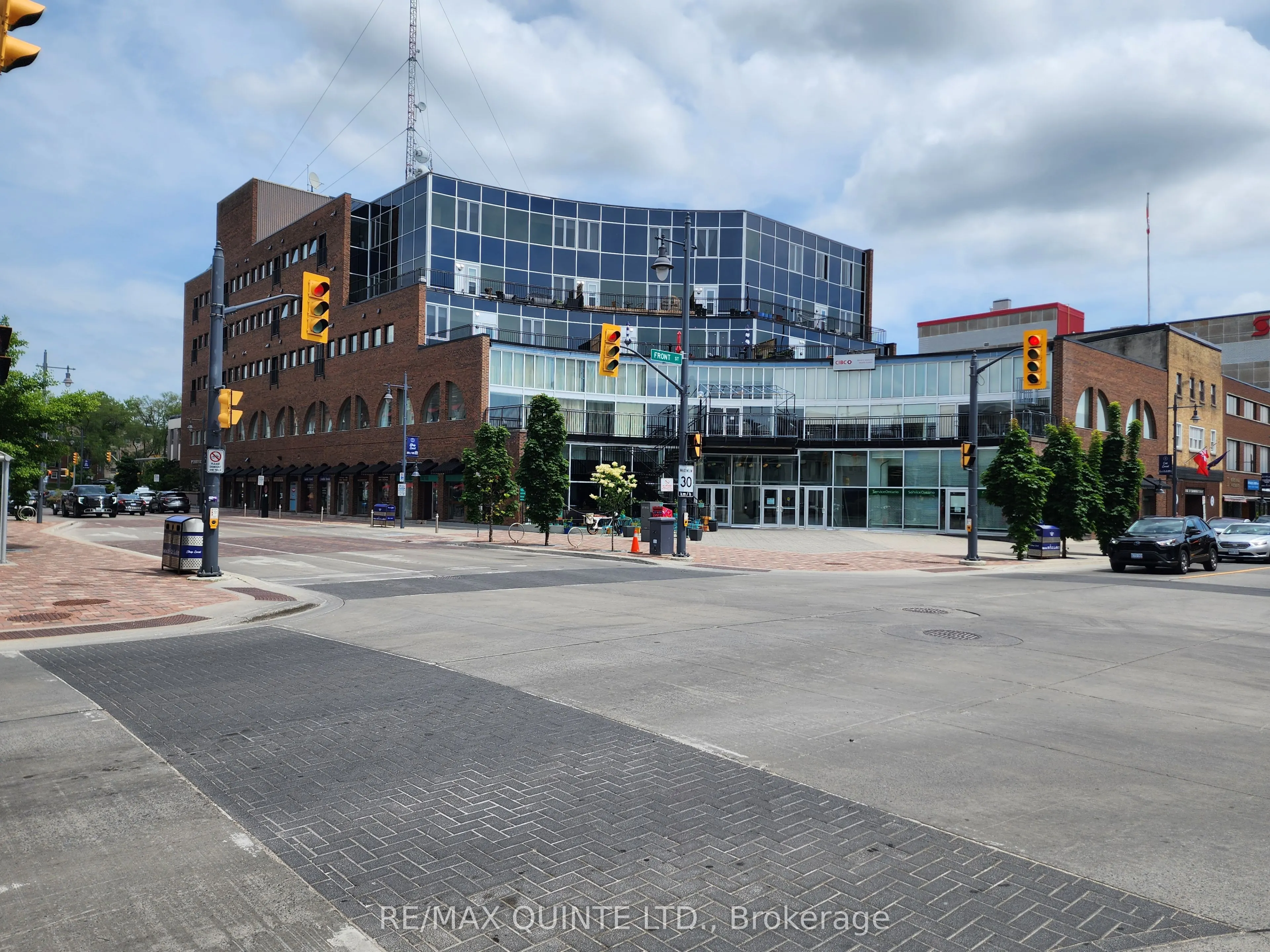 199 Front Street, #304