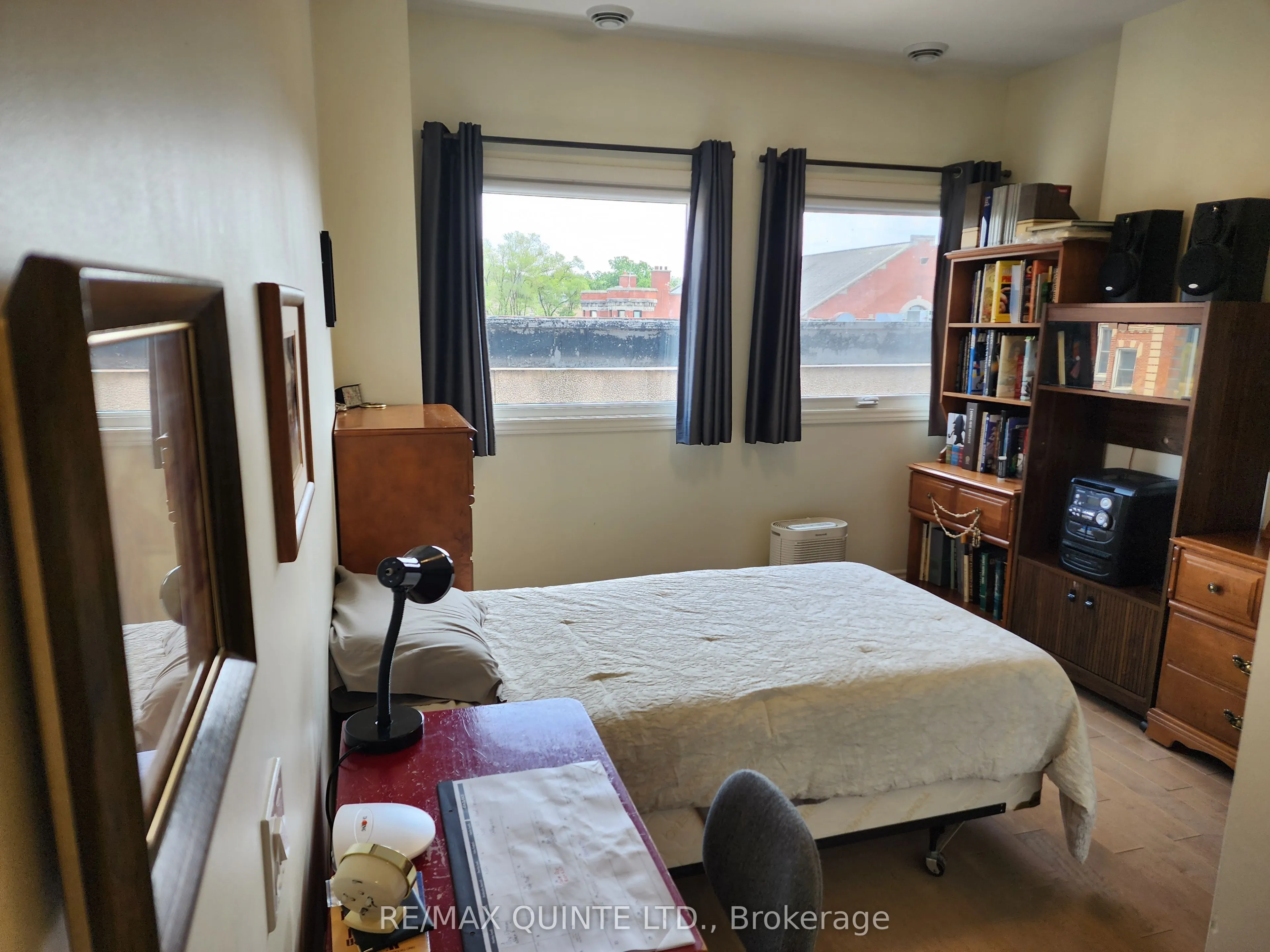199 Front Street, #304