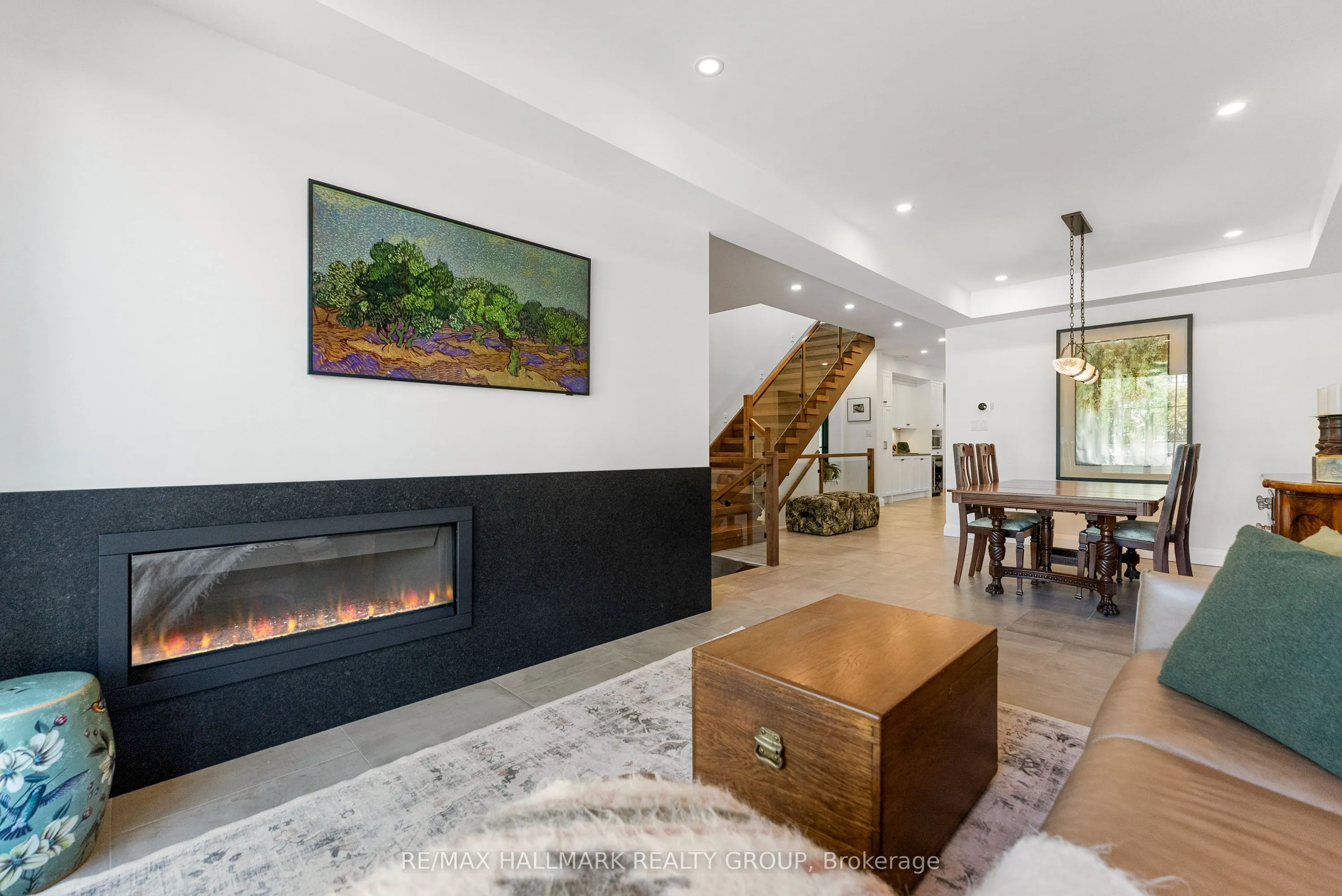 396 Roosevelt Avenue
