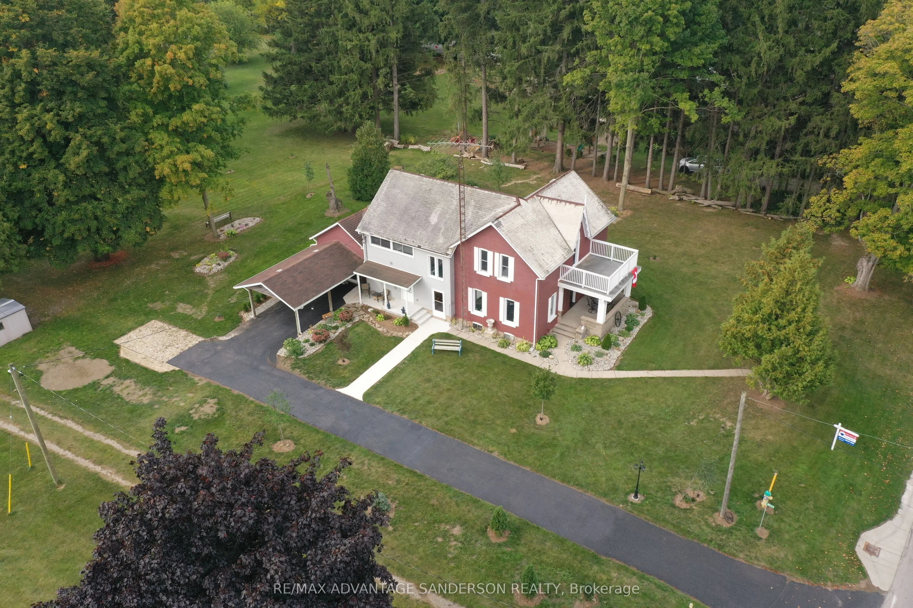 8523 Townsend Line
