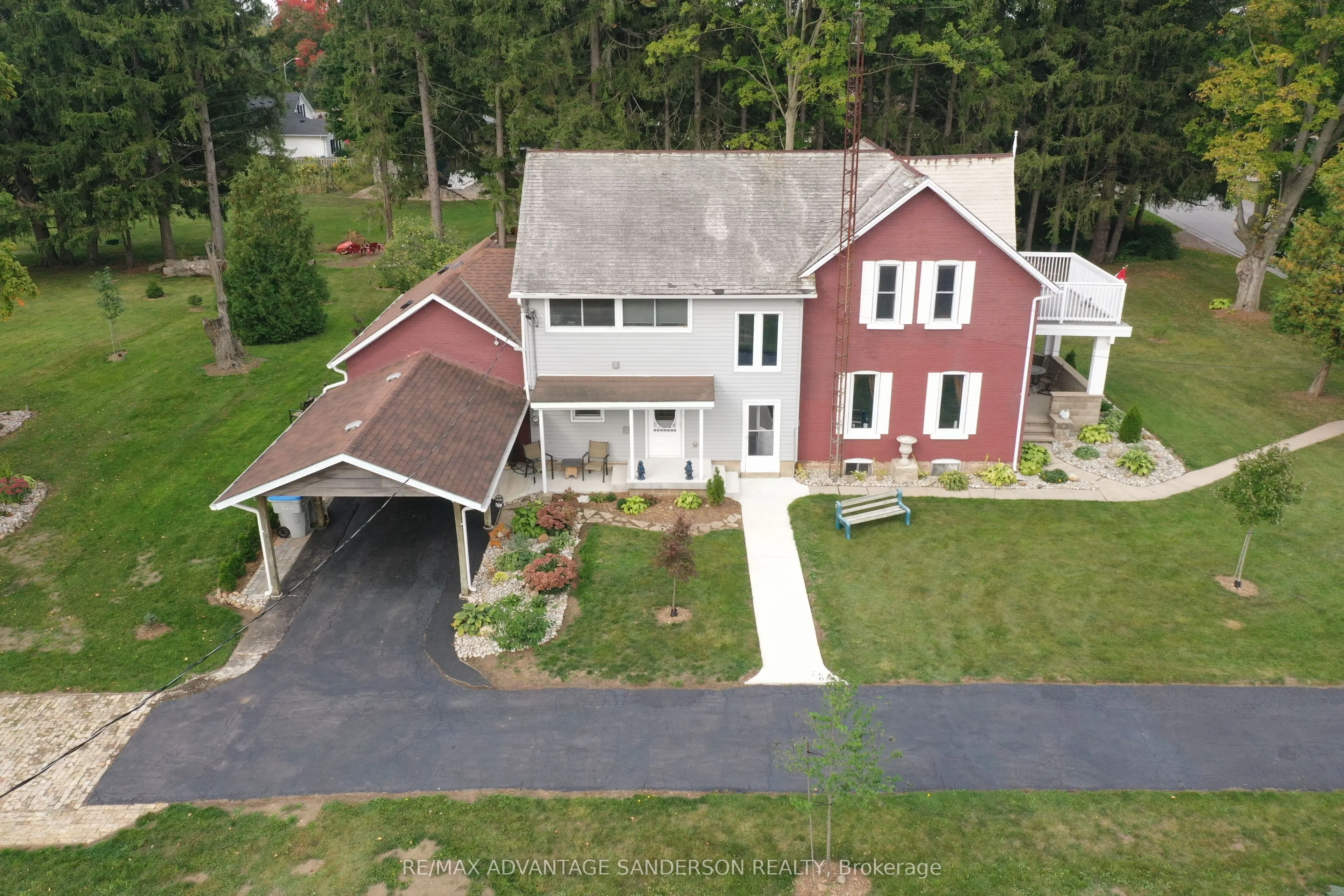 8523 Townsend Line