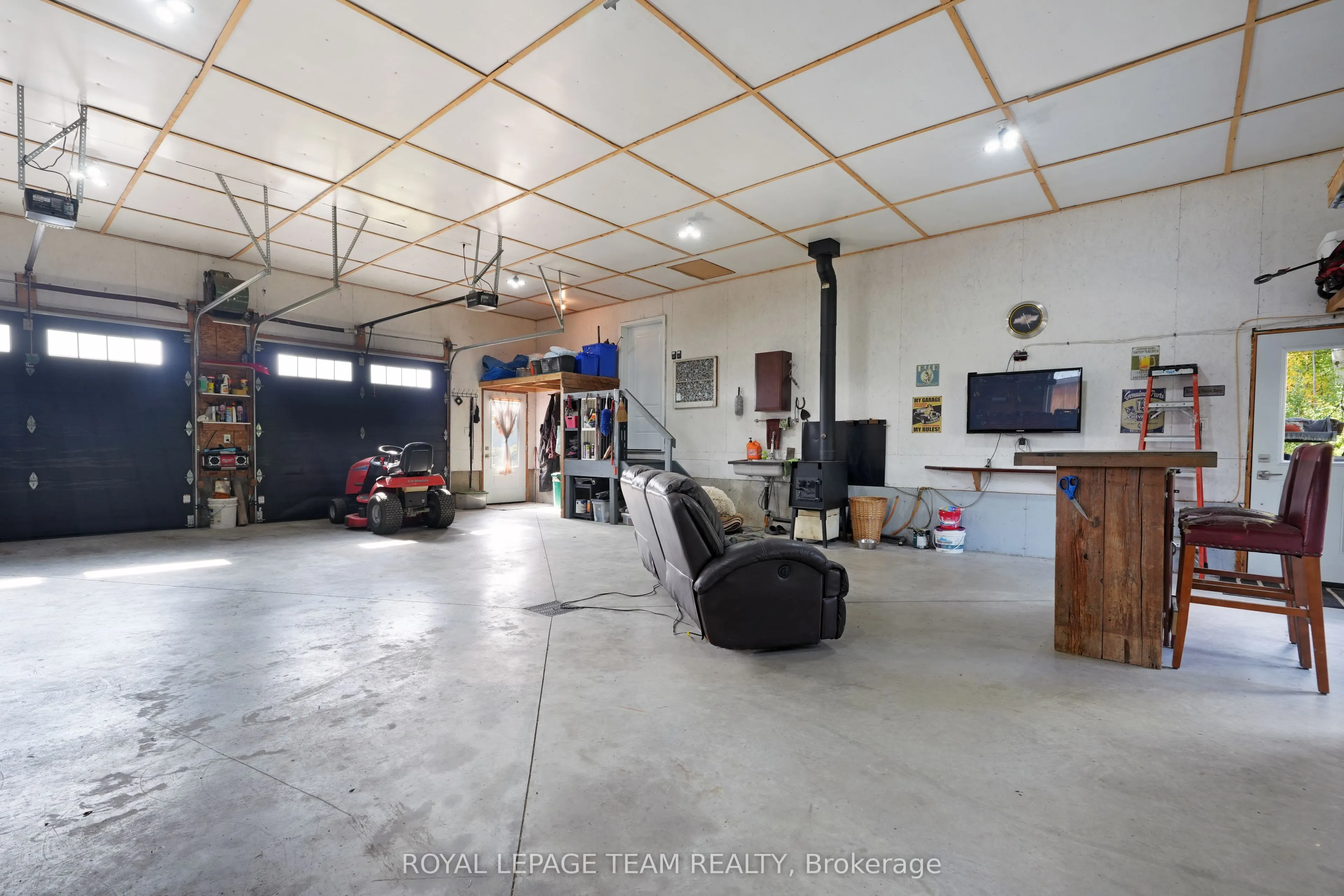 10527 Kirker Road