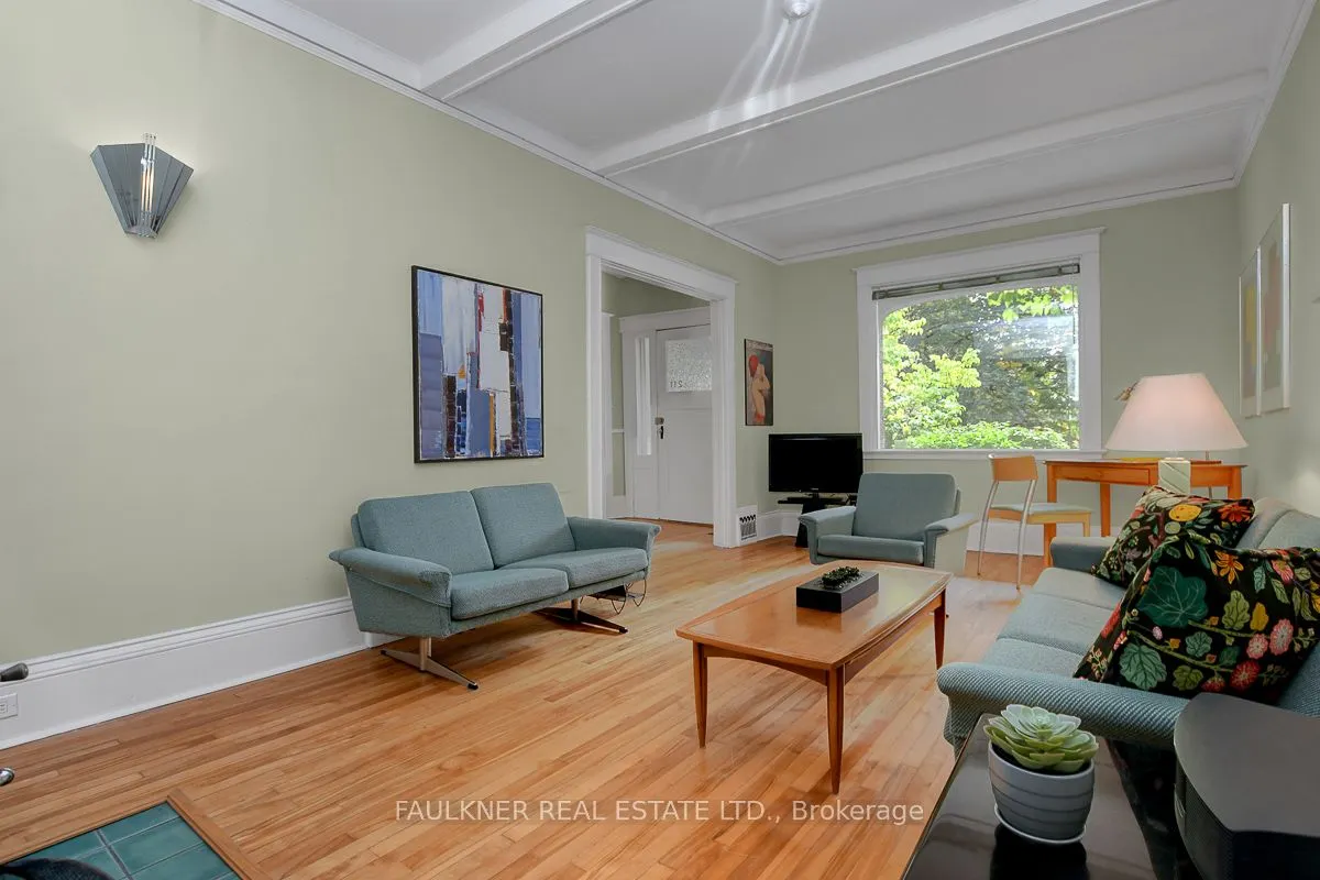 211 Sunnyside Avenue