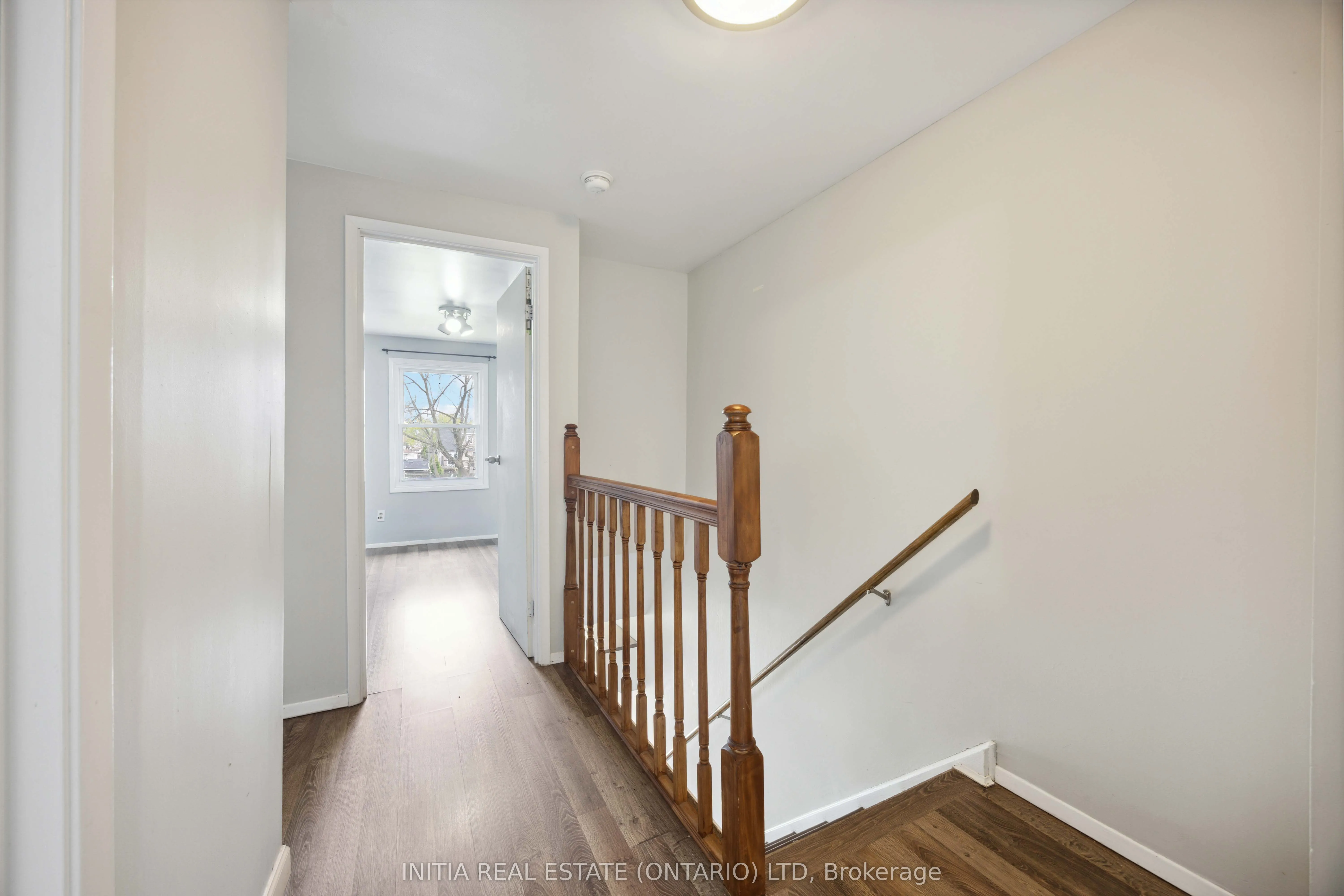 825 Exmouth Street, #27