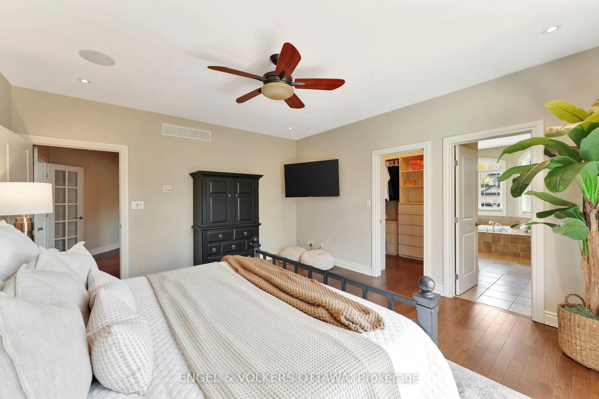 2 Beechgrove Gardens