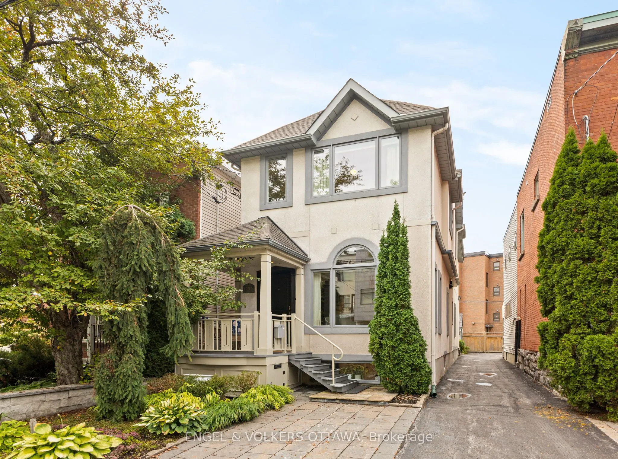 120 Drummond Street, #A