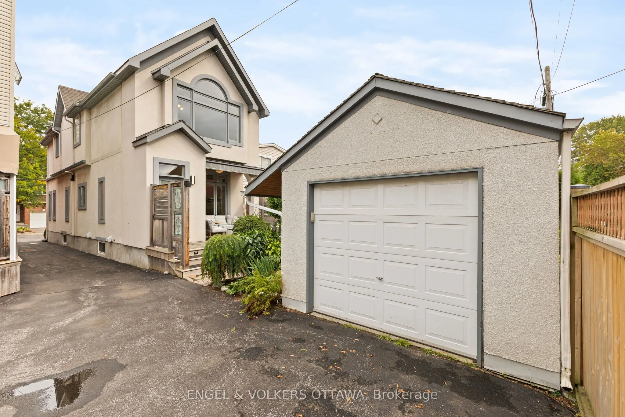 120 Drummond Street, #A