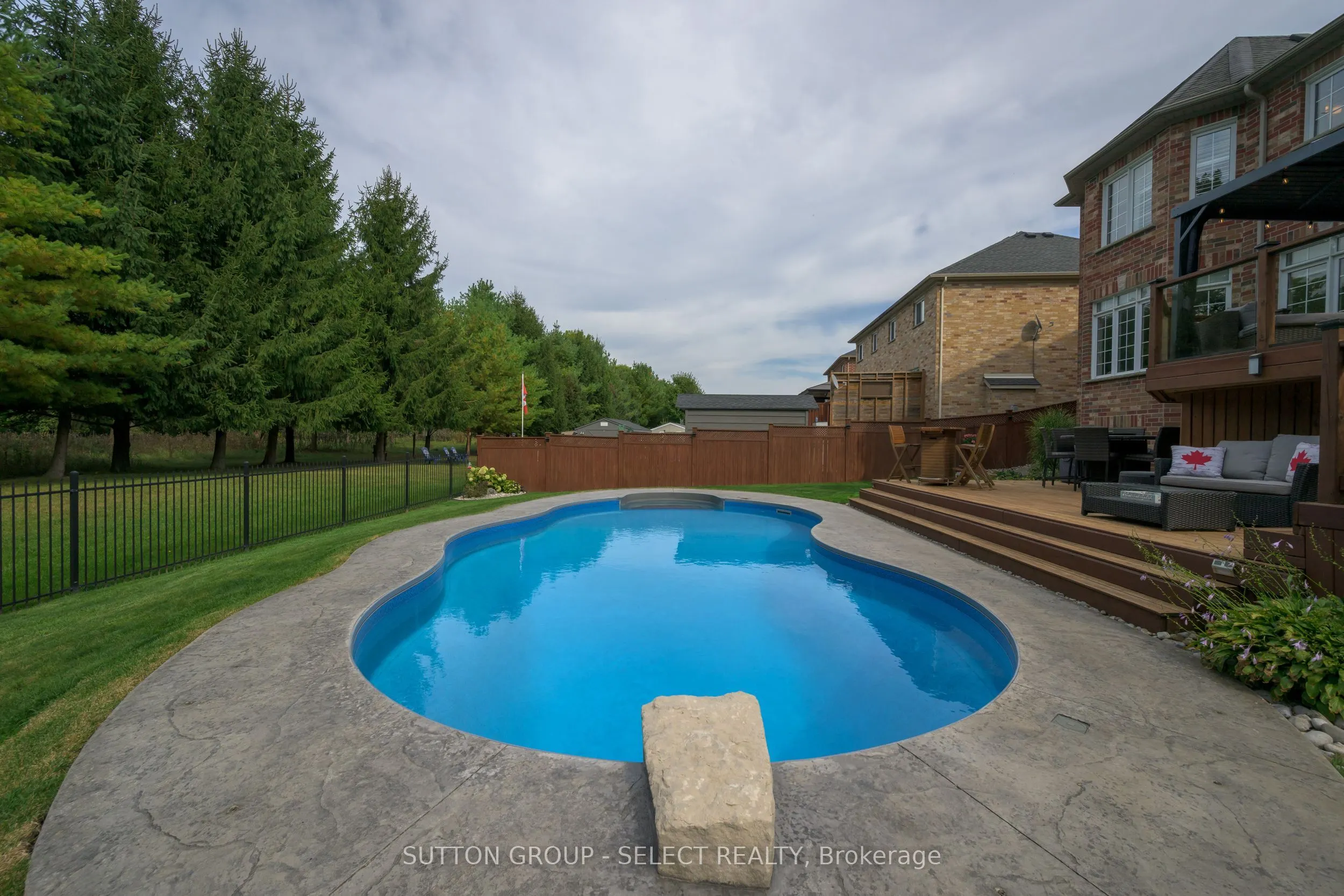 45 Shaw Valley Drive