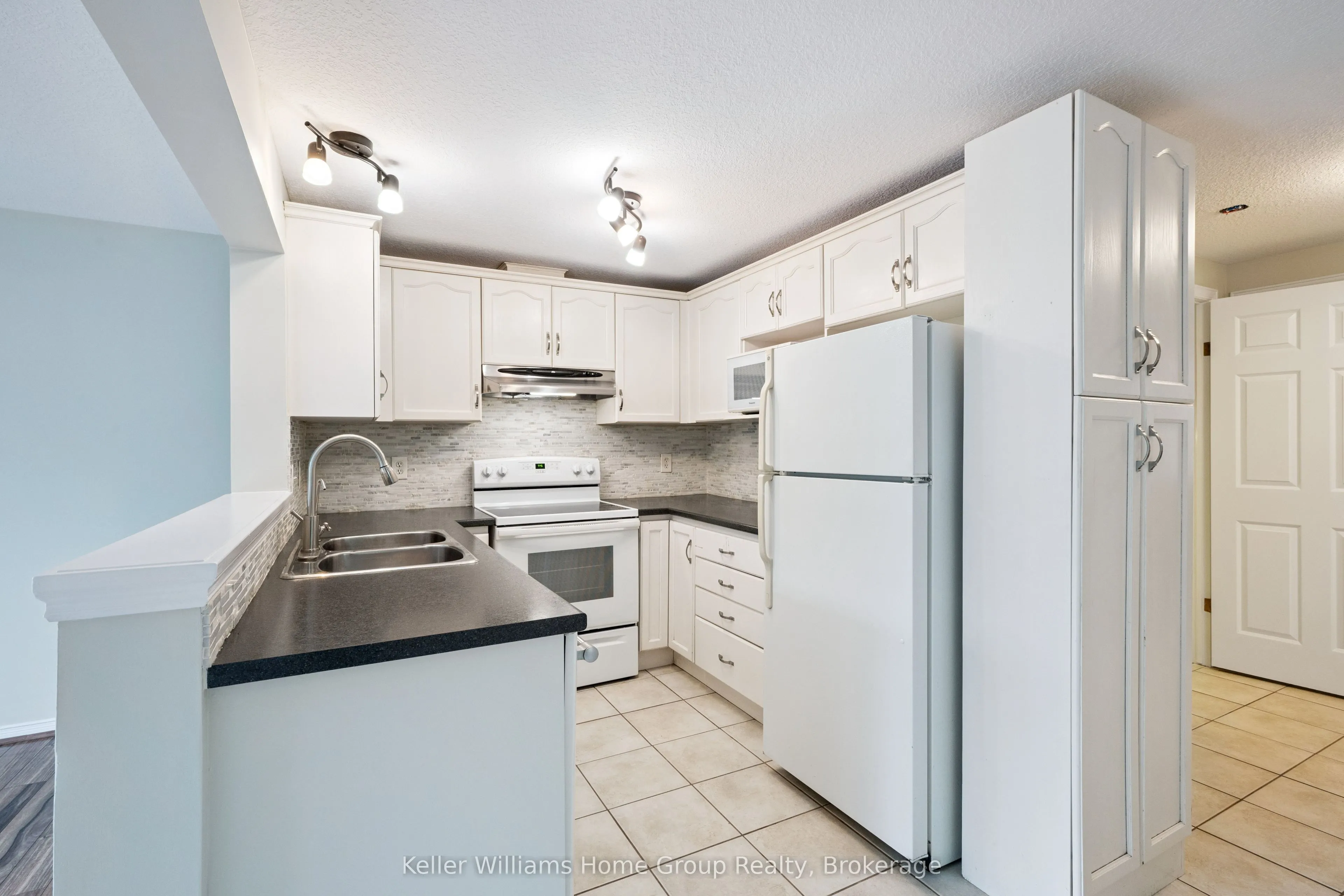 123 Stephanie Drive