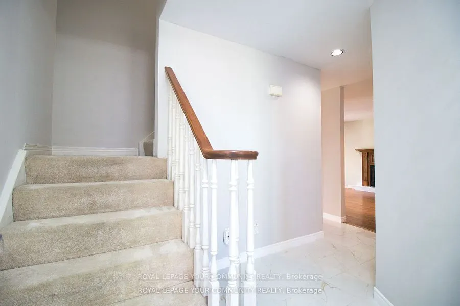 199 Garden Path