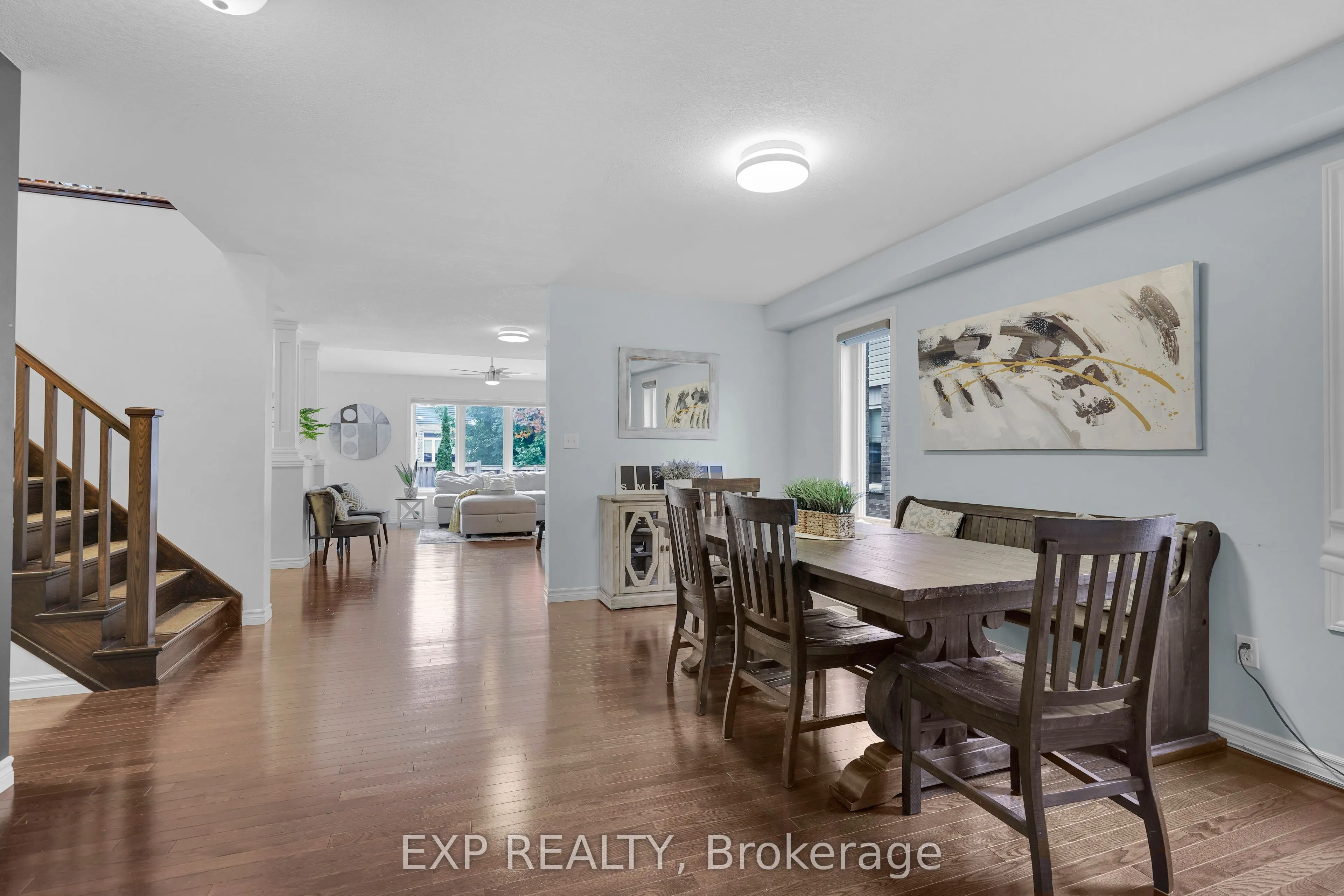 919 FOXCREEK Road
