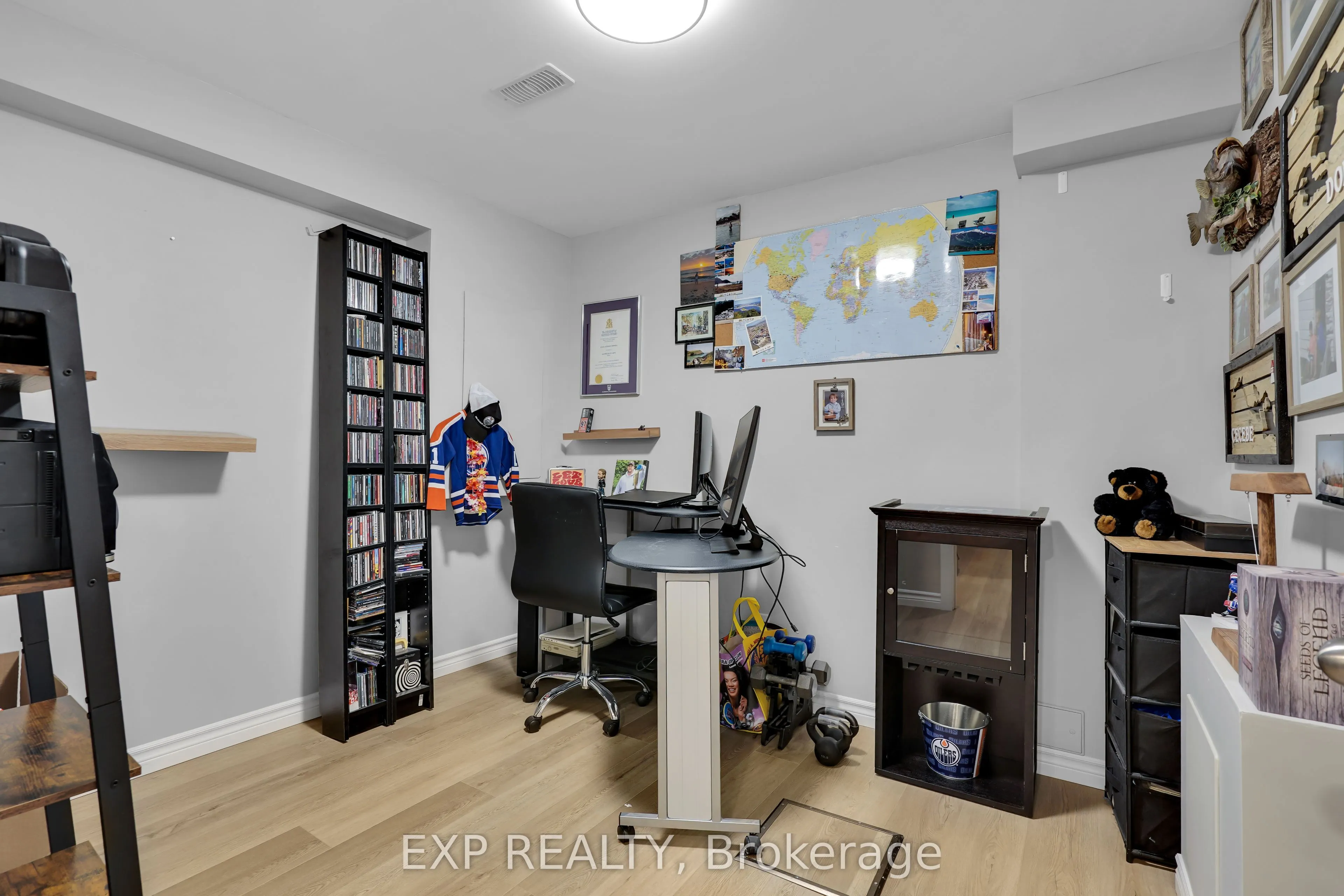 919 FOXCREEK Road