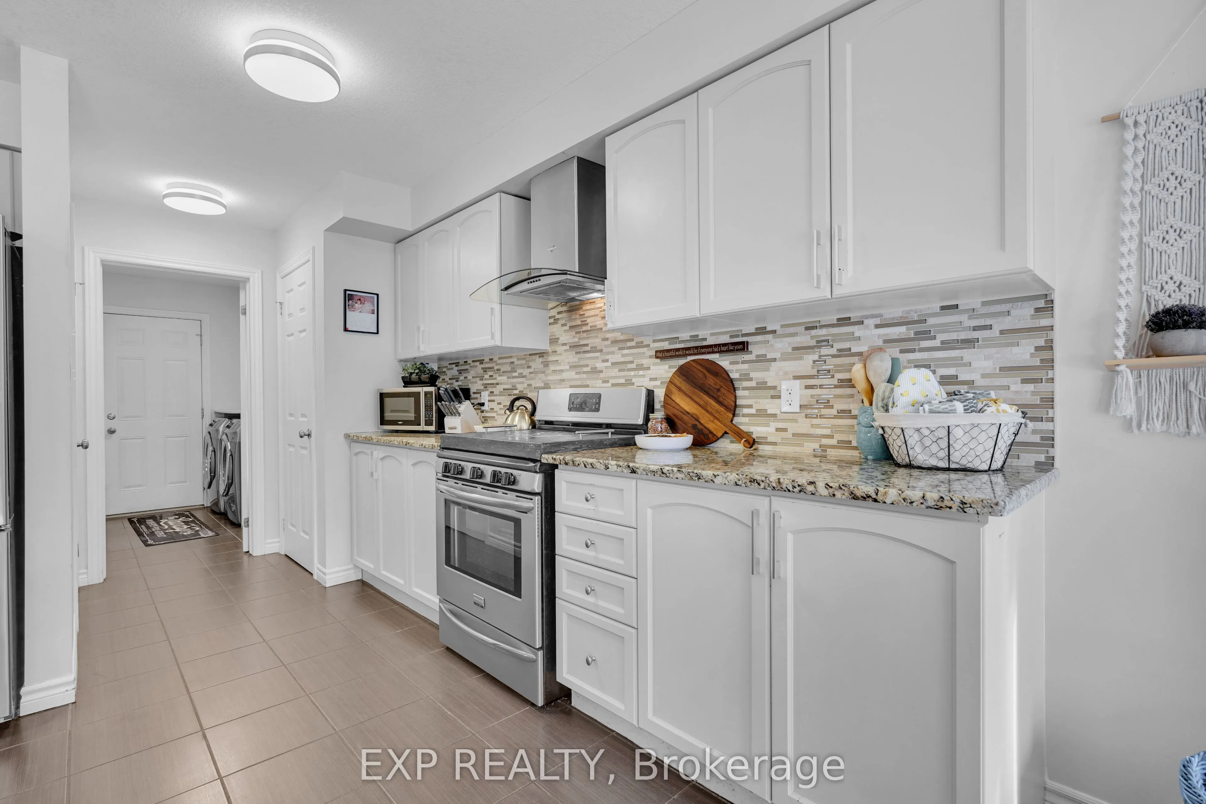 919 FOXCREEK Road