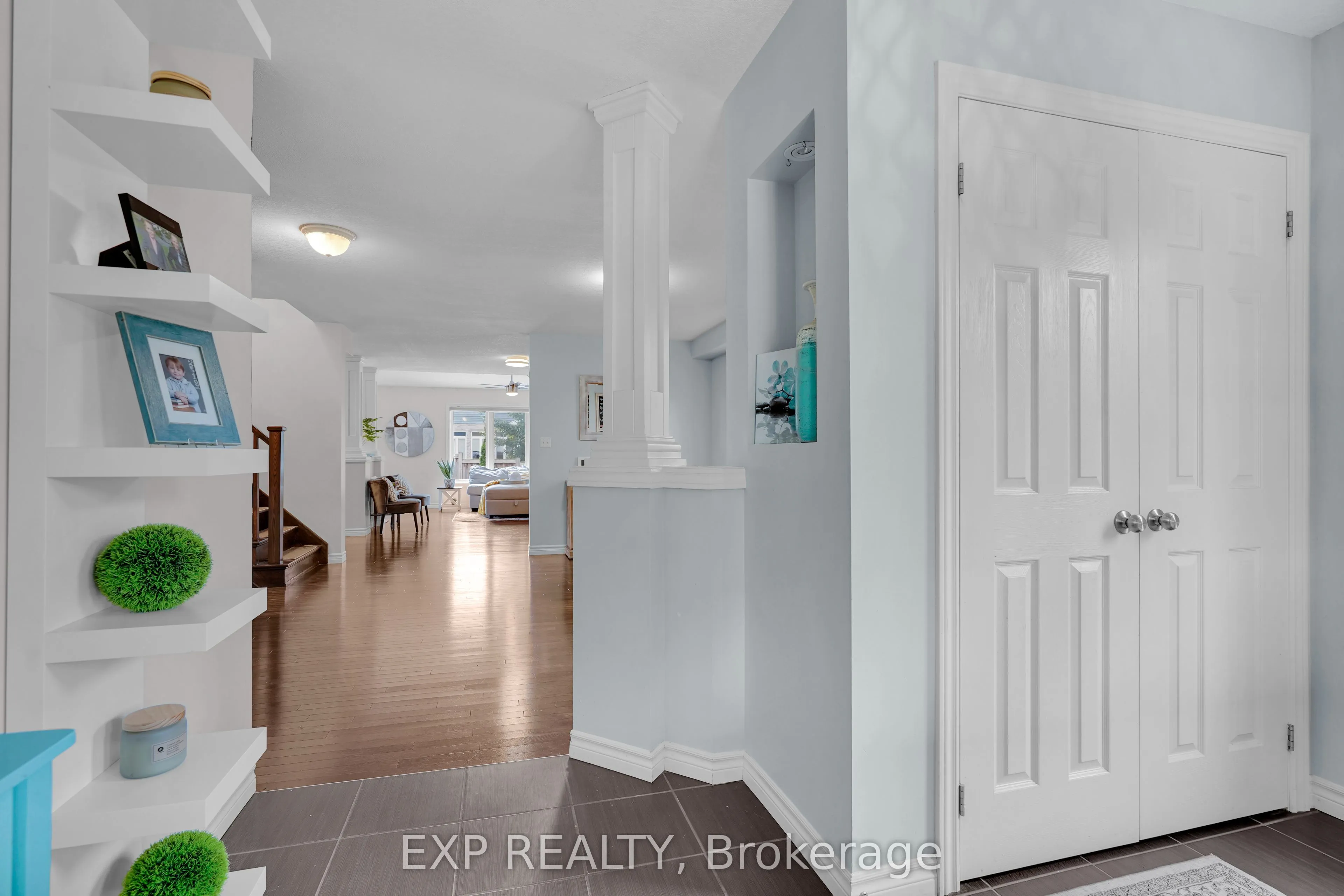919 FOXCREEK Road