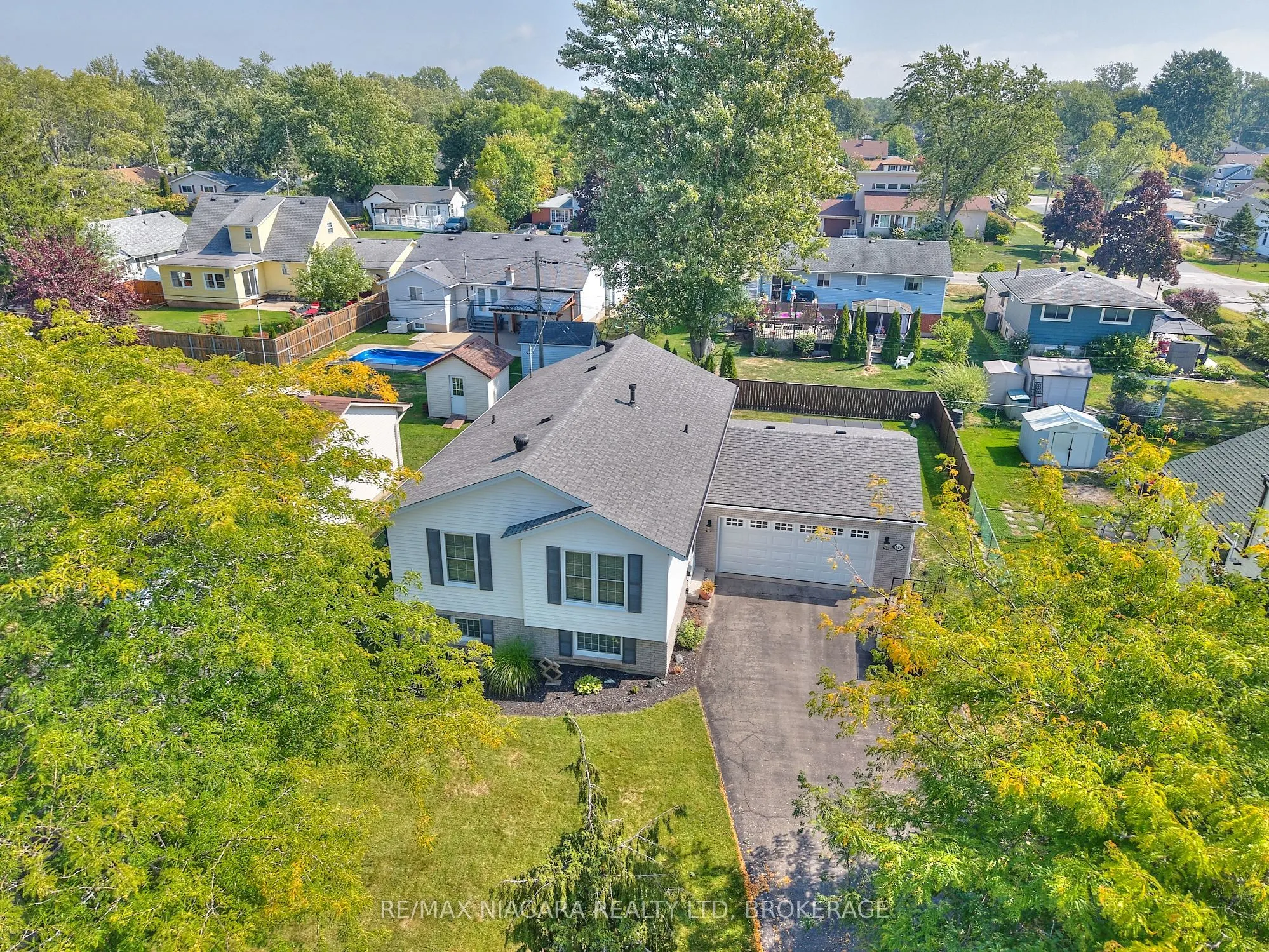 524 Lakeview Road