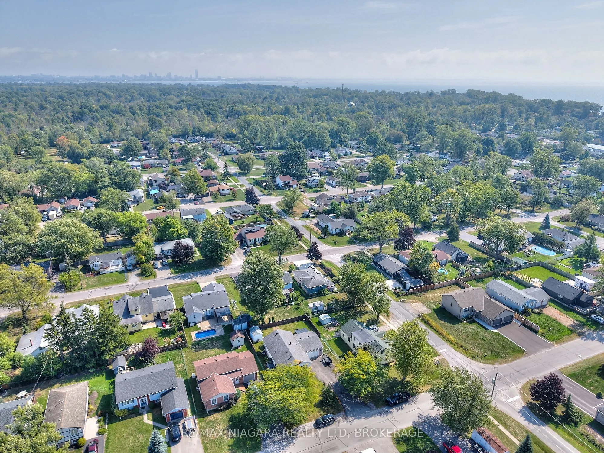 524 Lakeview Road