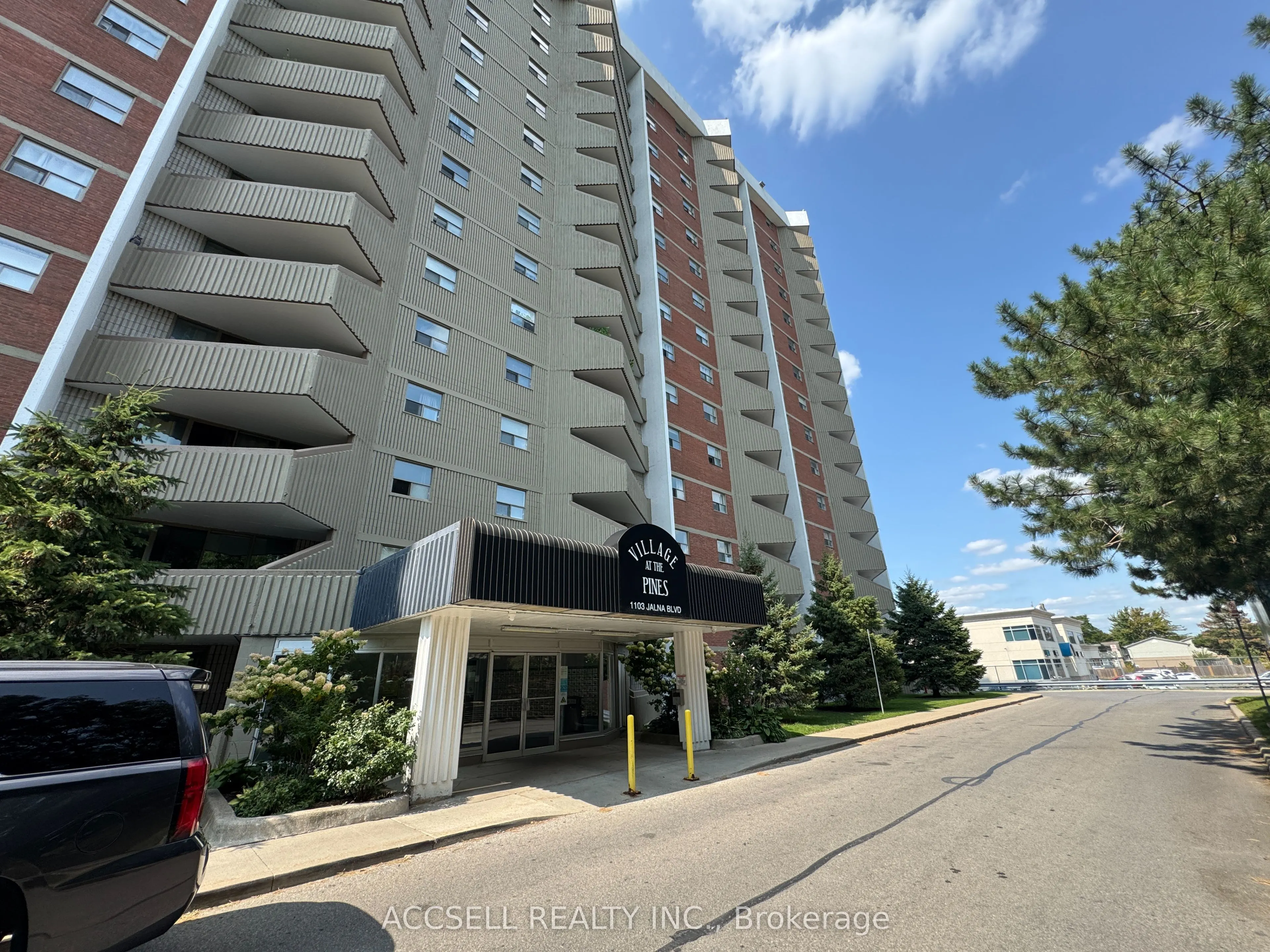 1103 Jalna Boulevard, #212