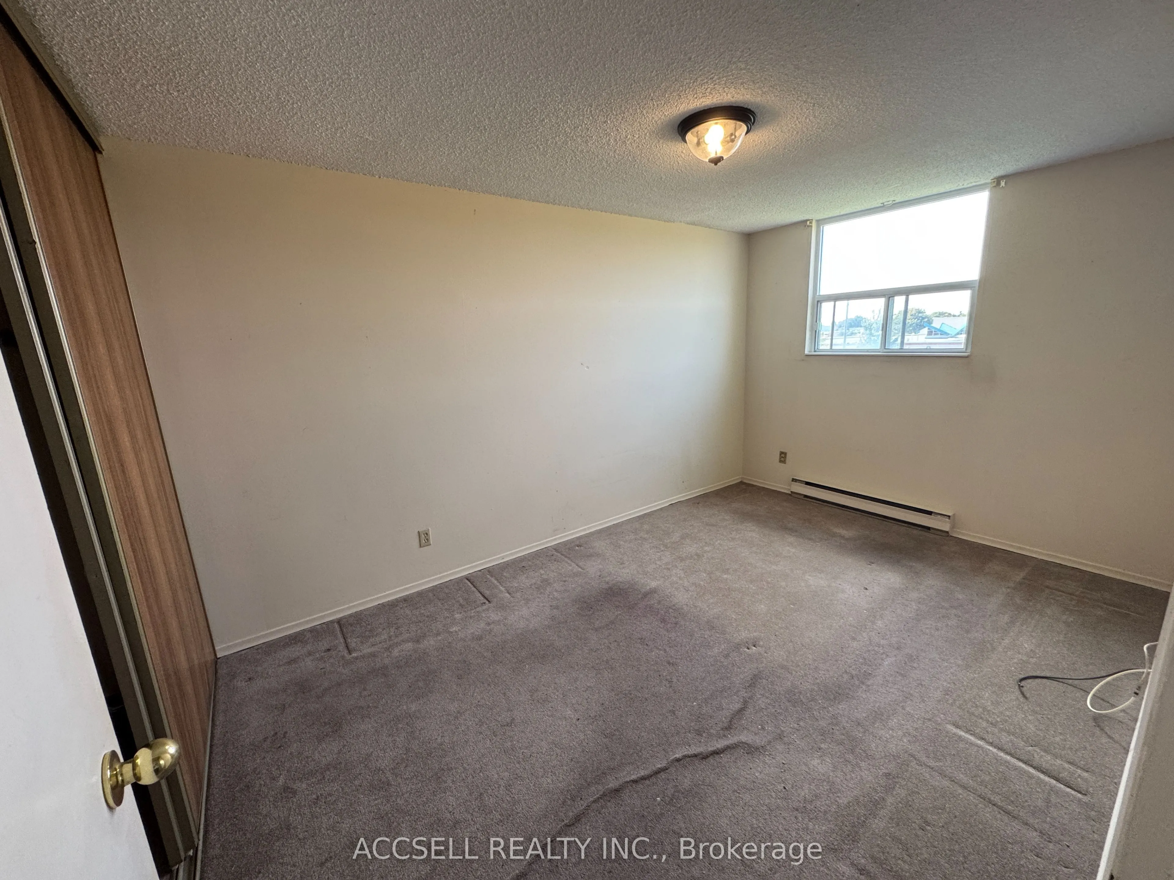 1103 Jalna Boulevard, #212