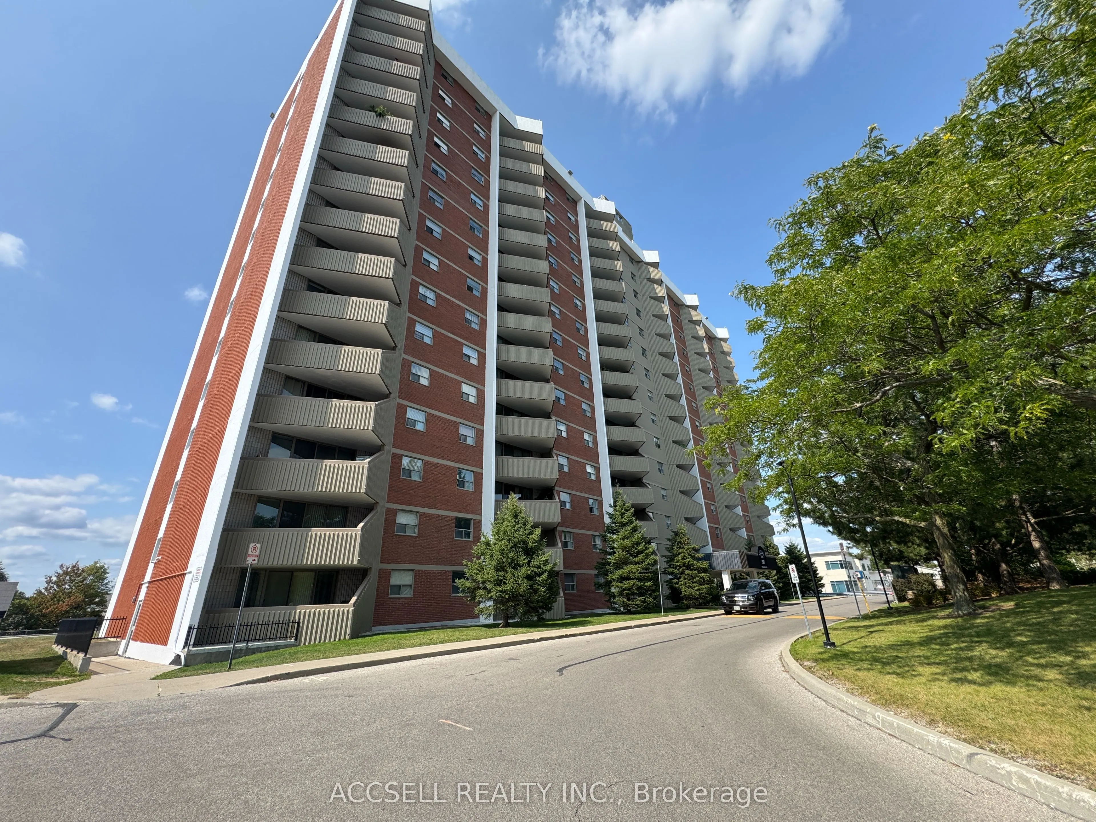 1103 Jalna Boulevard, #212