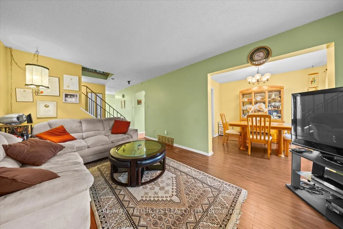 1093 St Lucia Place