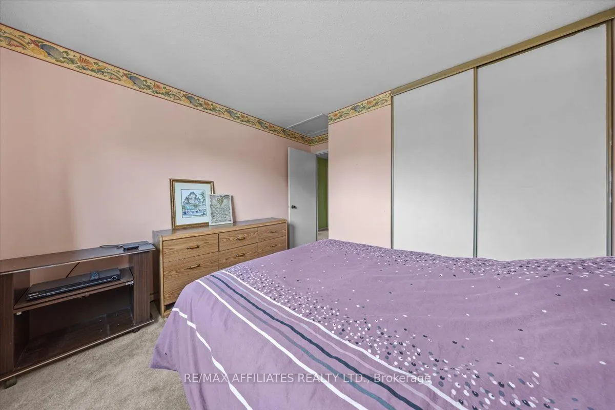 1093 St Lucia Place