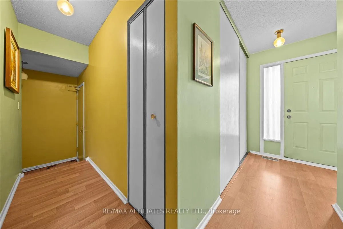 1093 St Lucia Place