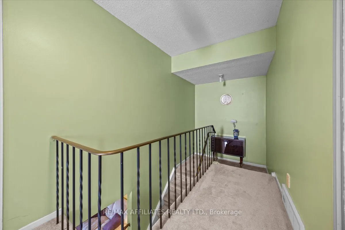 1093 St Lucia Place