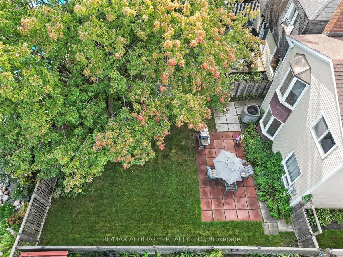 1093 St Lucia Place