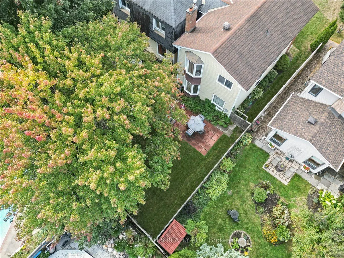 1093 St Lucia Place