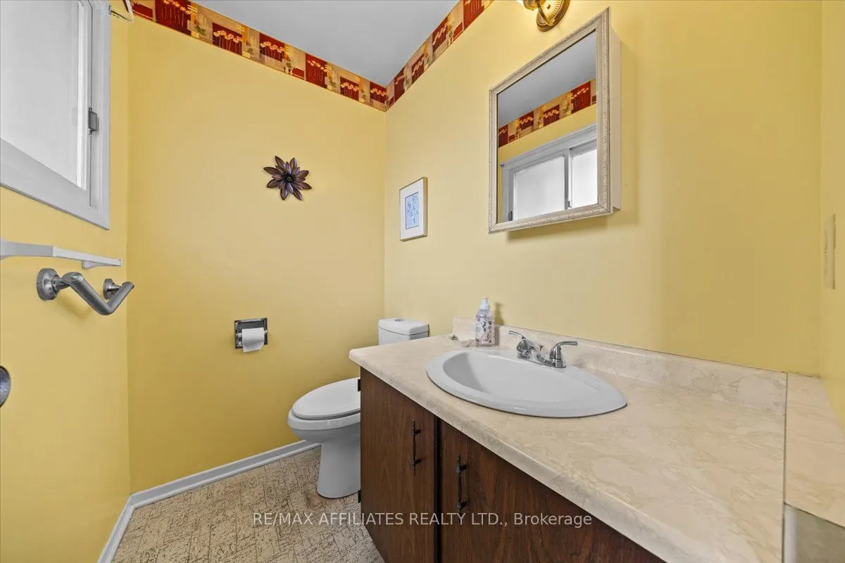 1093 St Lucia Place