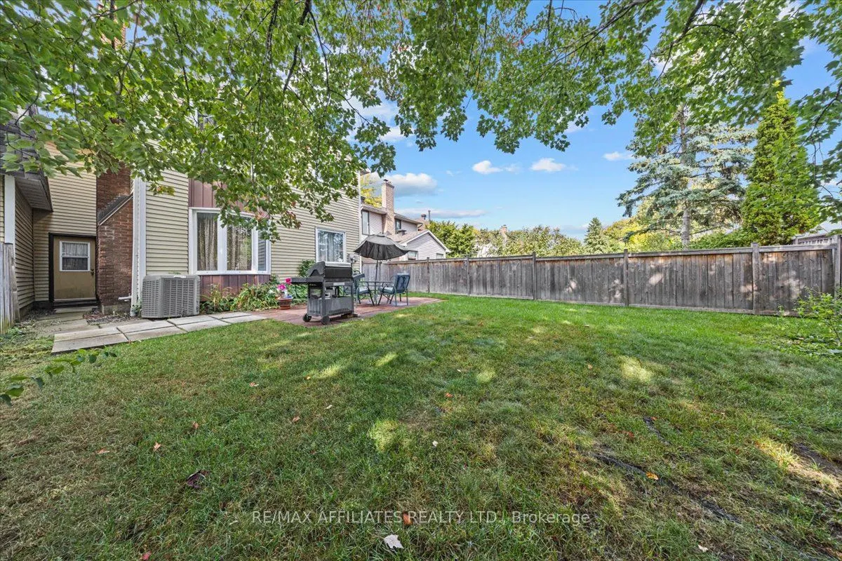 1093 St Lucia Place
