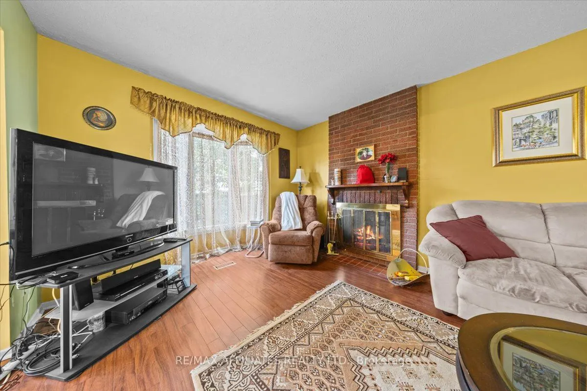 1093 St Lucia Place