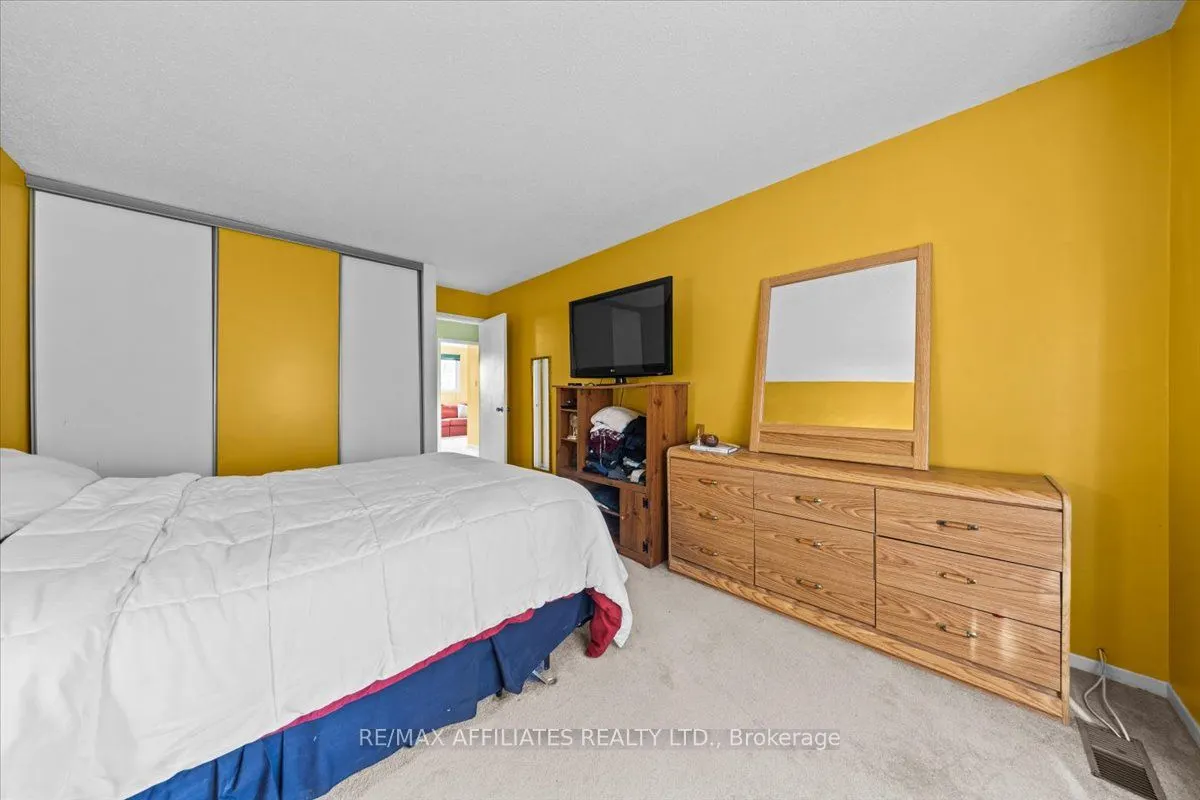 1093 St Lucia Place