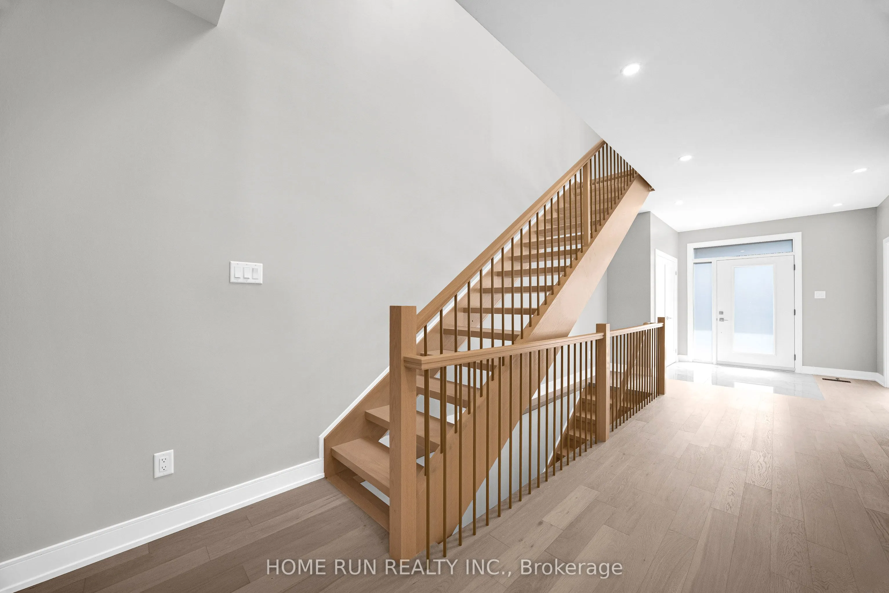 297 Dovercourt Avenue