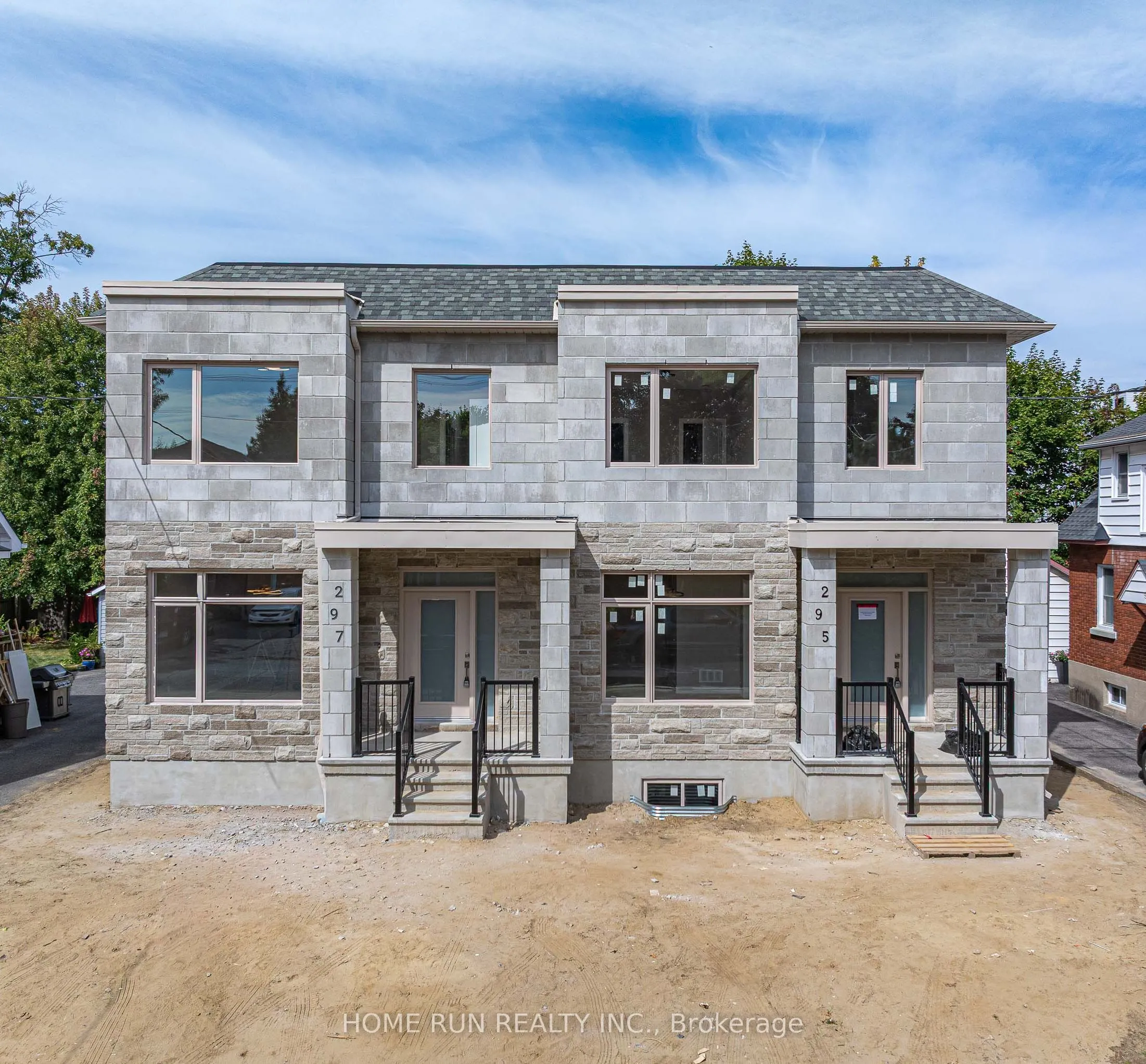 297 Dovercourt Avenue