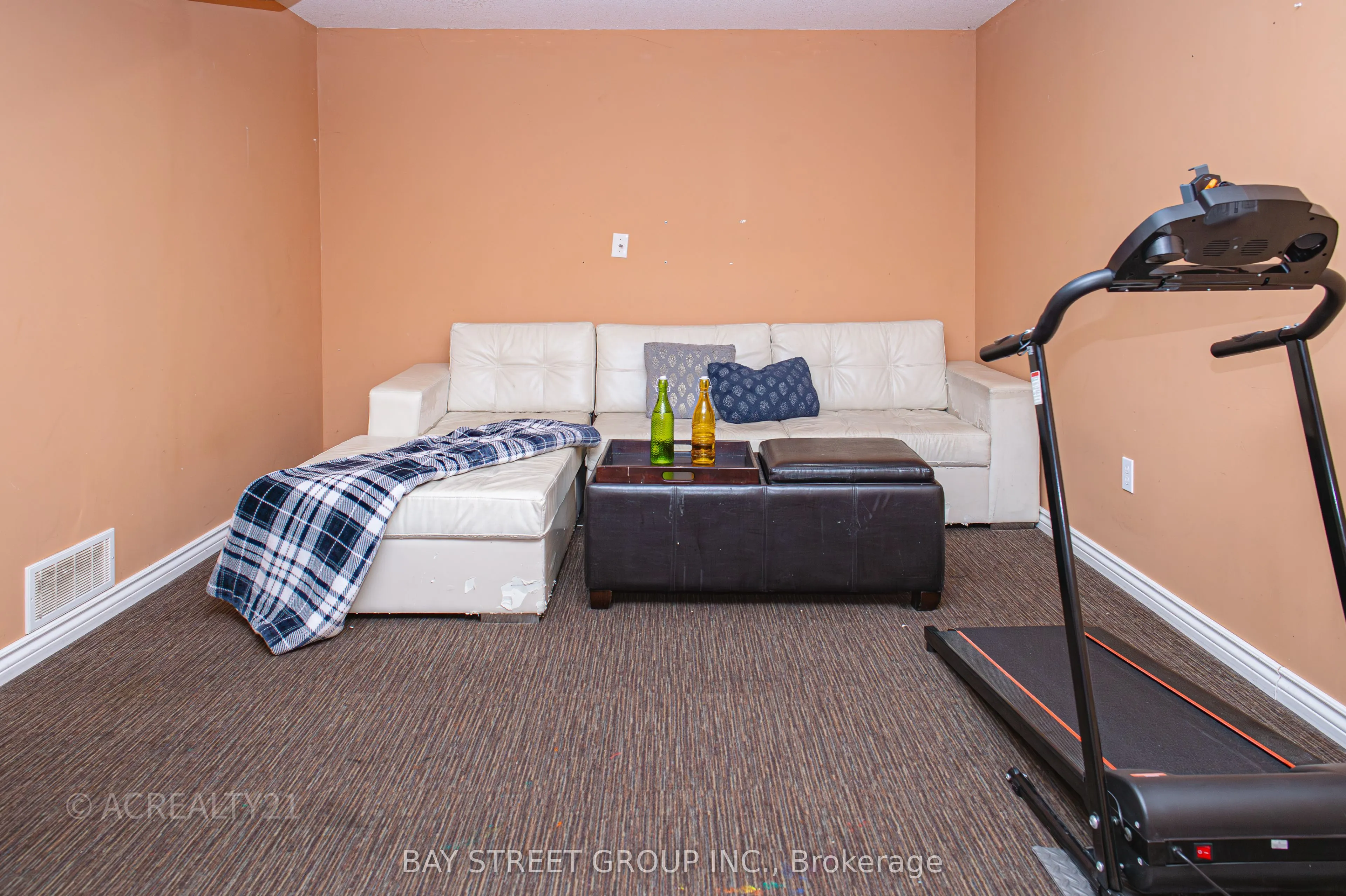 130 Simmonds Drive