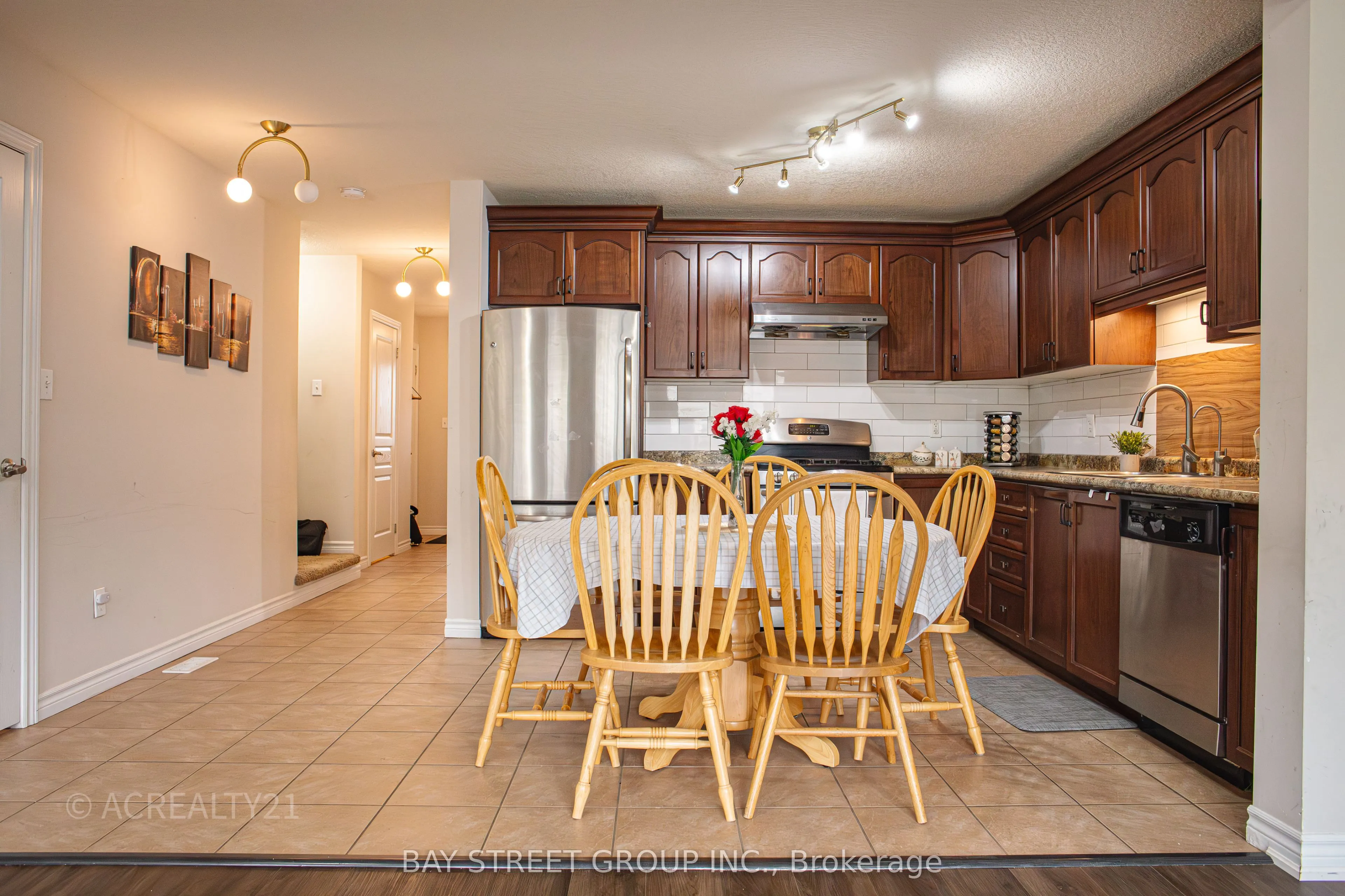 130 Simmonds Drive