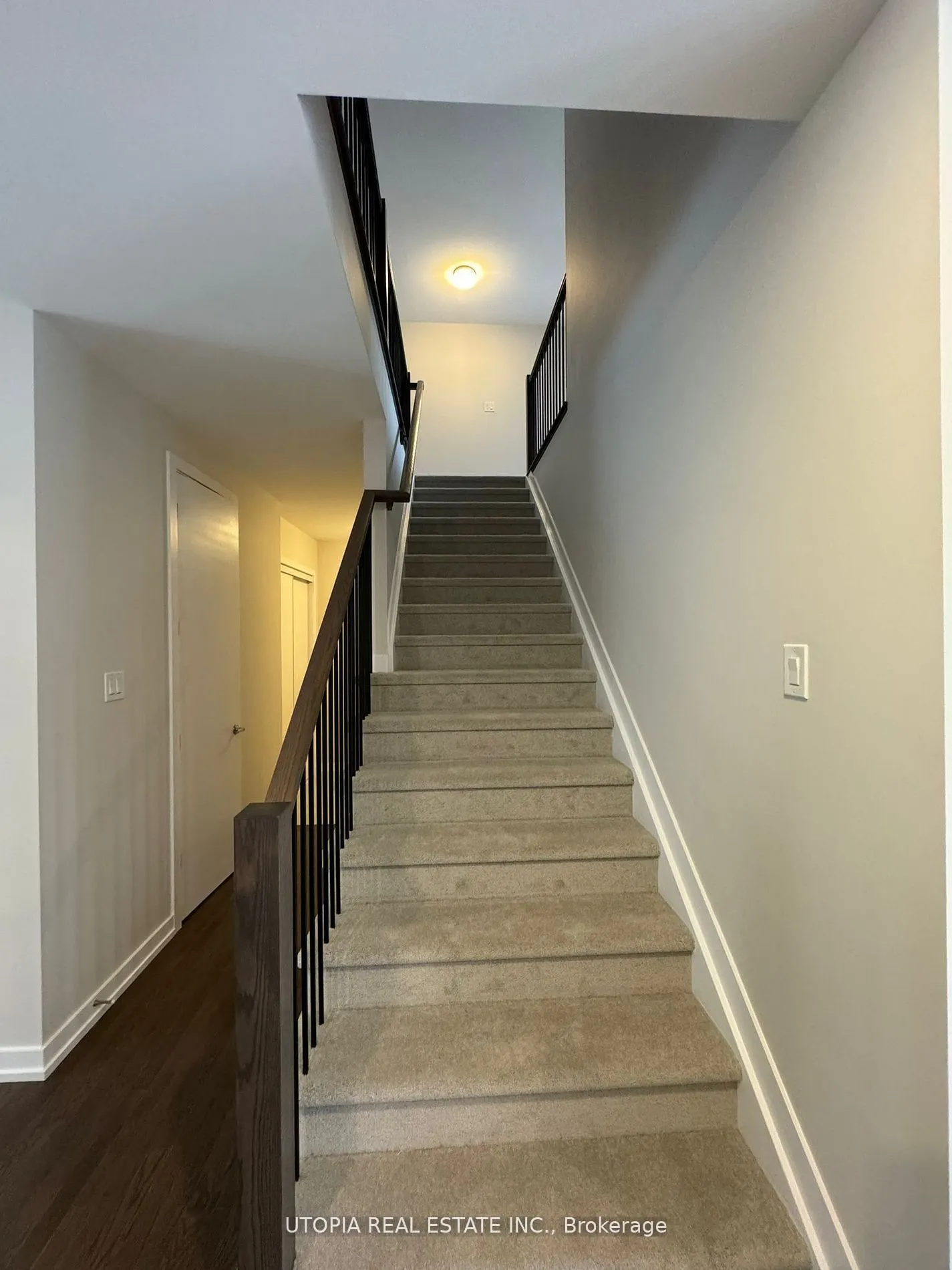 112 Hackamore Crescent