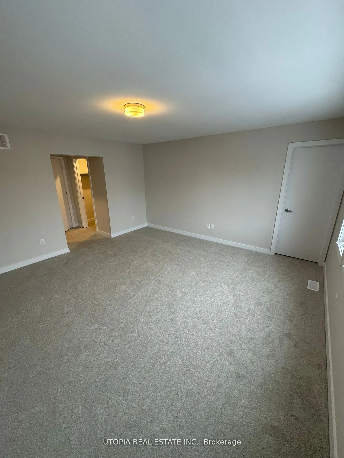 112 Hackamore Crescent