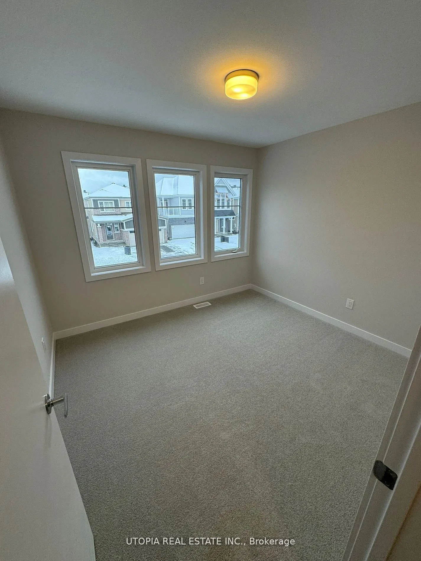 112 Hackamore Crescent