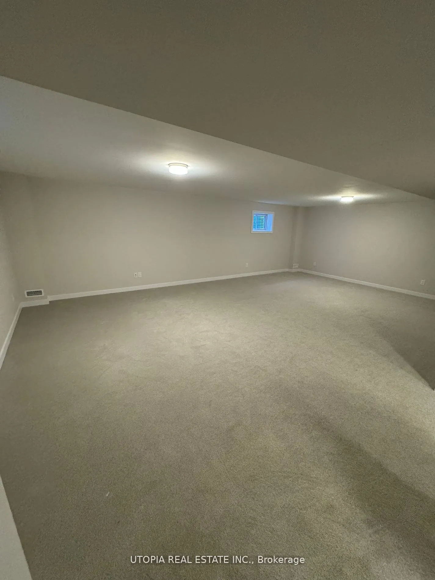 112 Hackamore Crescent