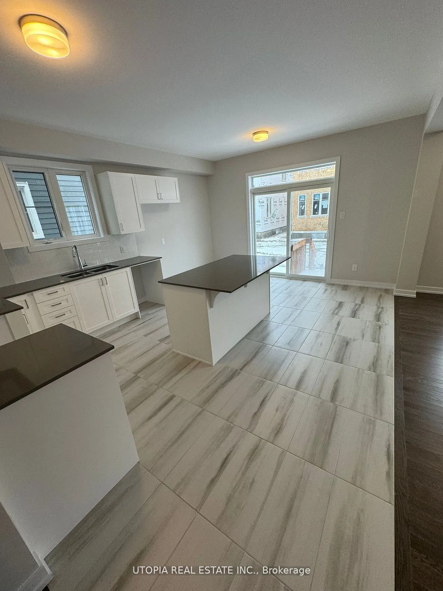 112 Hackamore Crescent