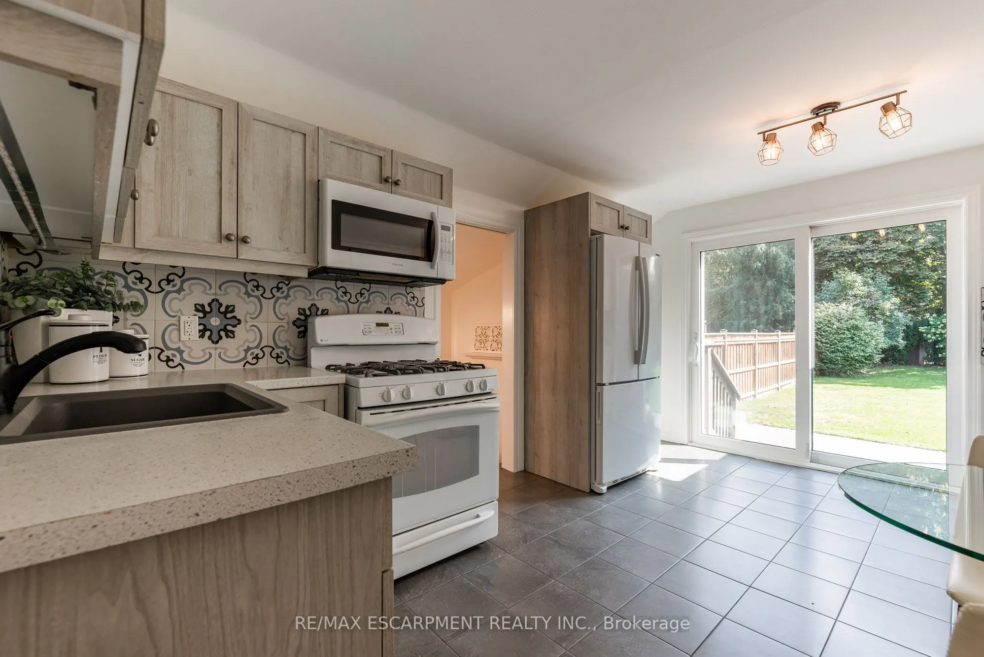 53 Bayview Drive