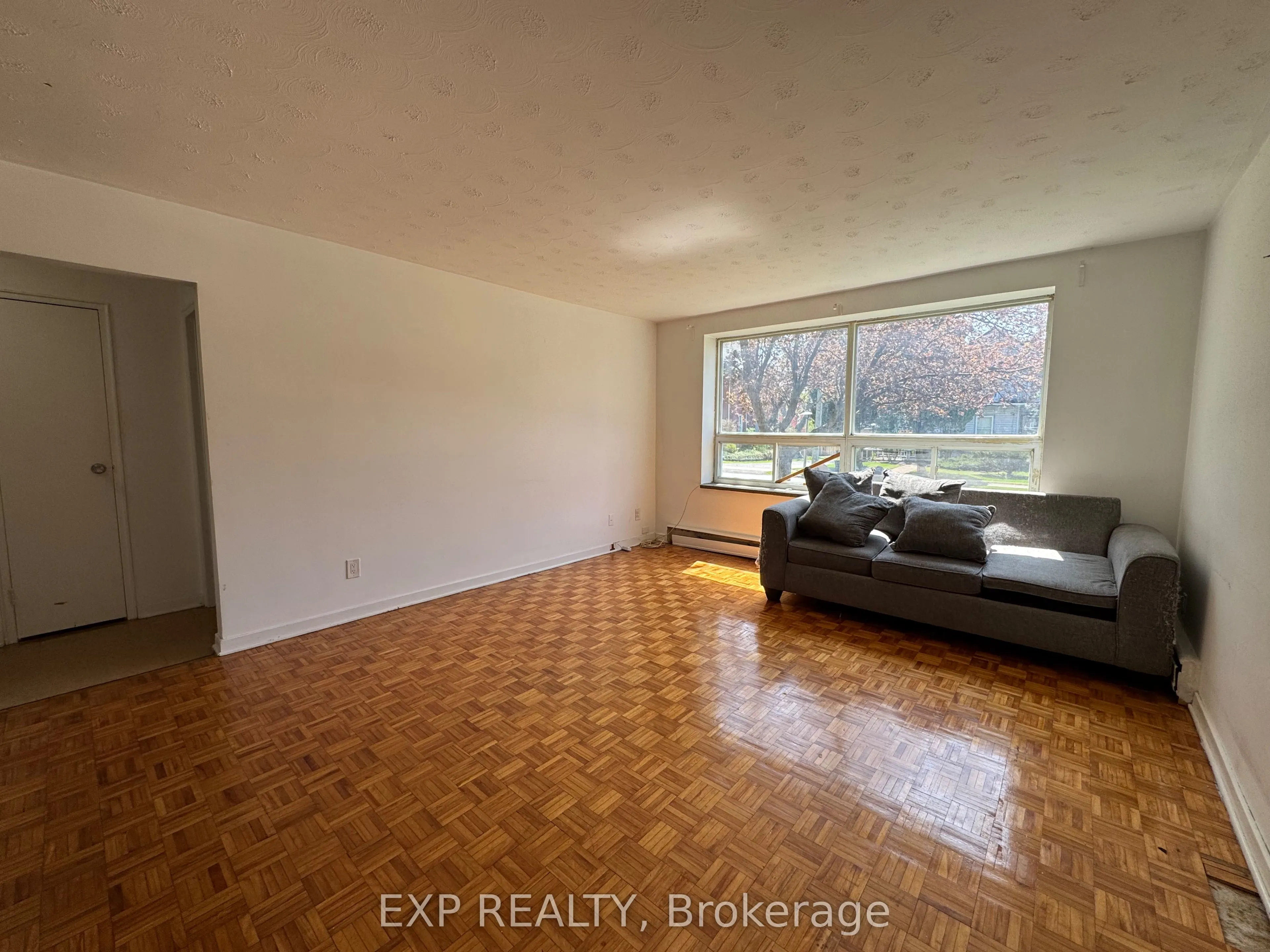6049 Culp Street, #3