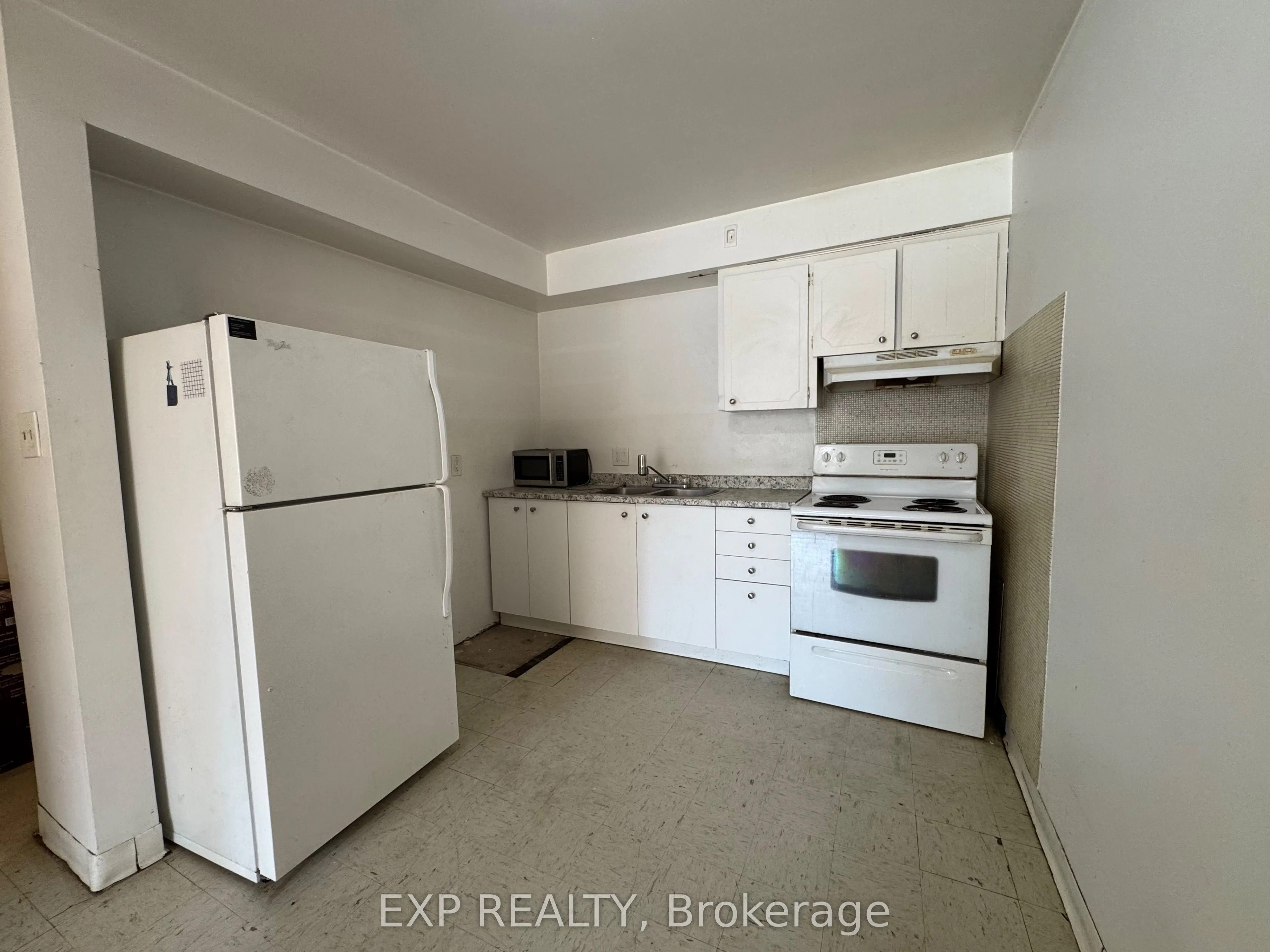 6049 Culp Street, #3